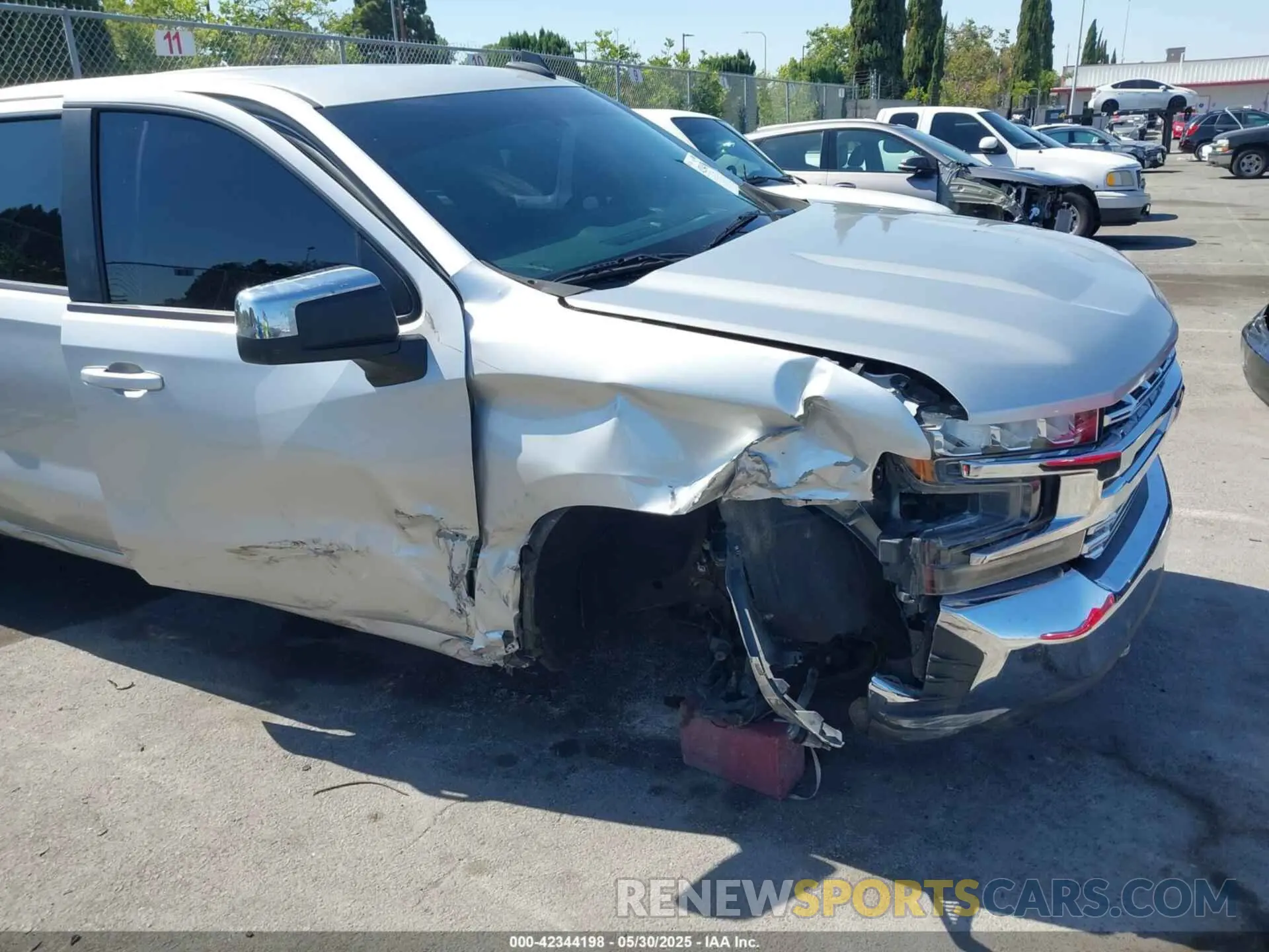 6 Photograph of a damaged car 3GCPWCED6LG159602 CHEVROLET SILVERADO 1500 2020