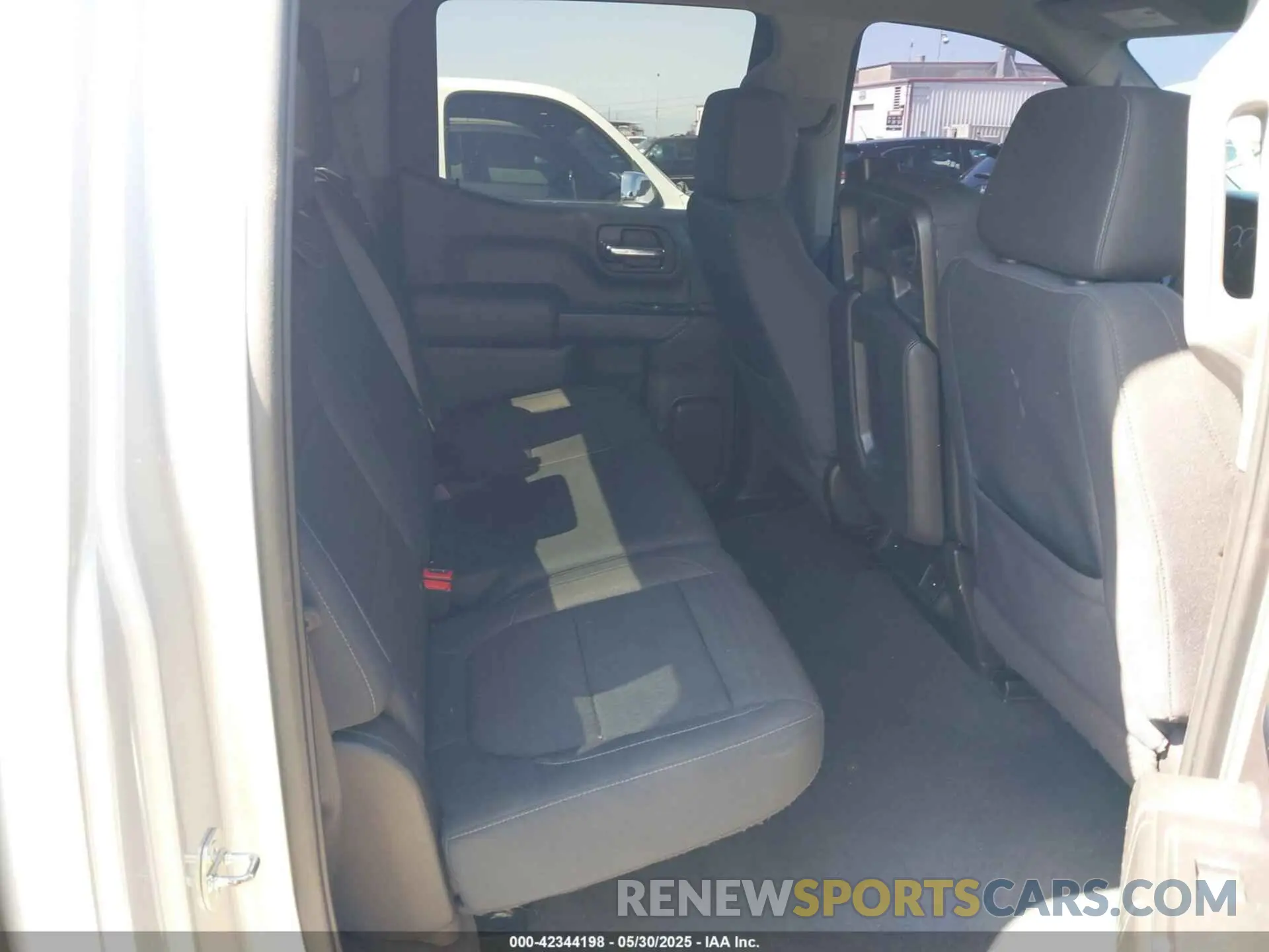 8 Photograph of a damaged car 3GCPWCED6LG159602 CHEVROLET SILVERADO 1500 2020