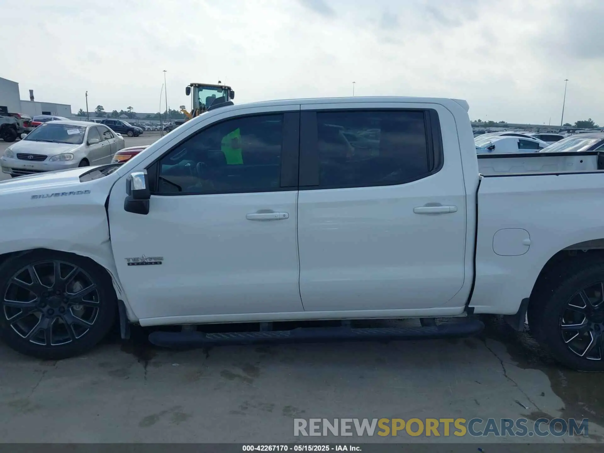 14 Photograph of a damaged car 3GCPWCED6LG236968 CHEVROLET SILVERADO 1500 2020