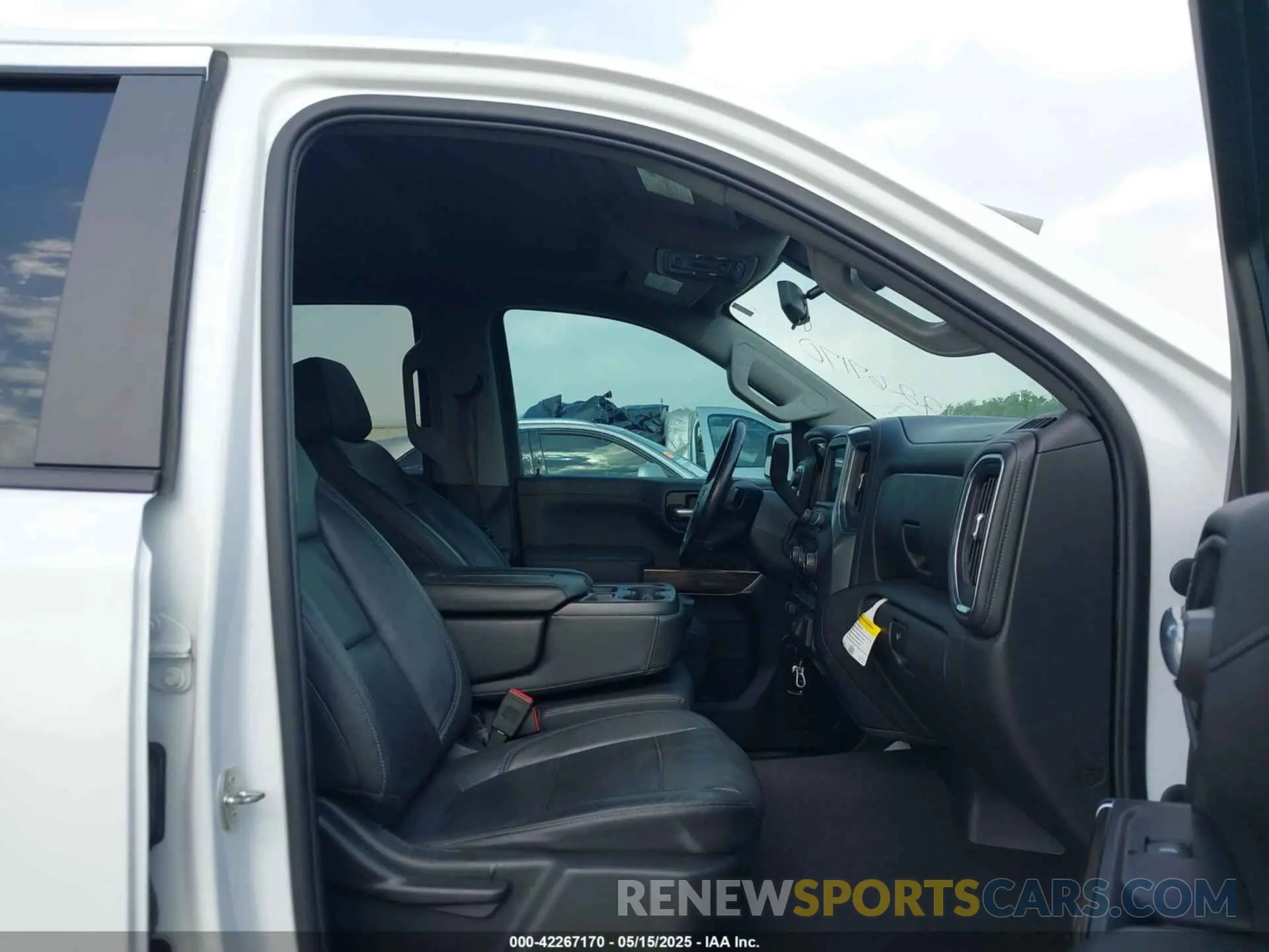 5 Photograph of a damaged car 3GCPWCED6LG236968 CHEVROLET SILVERADO 1500 2020
