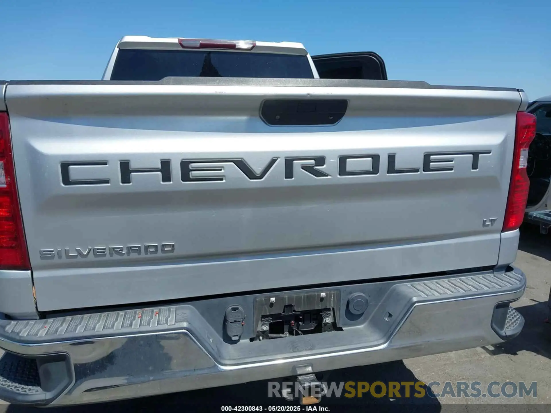 15 Photograph of a damaged car 3GCPWCEDXLG123198 CHEVROLET SILVERADO 1500 2020