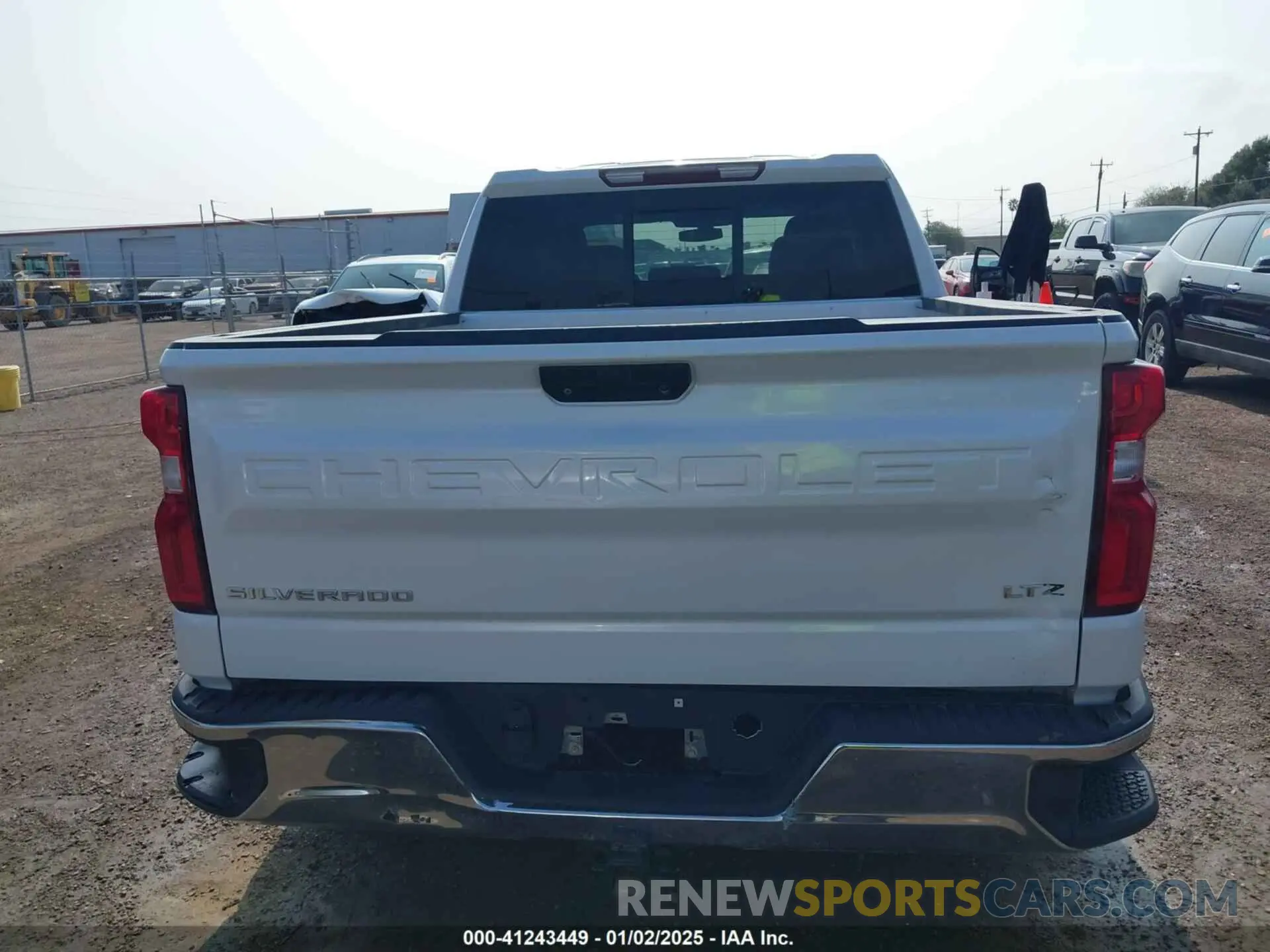 15 Photograph of a damaged car 3GCPWCEDXLG320419 CHEVROLET SILVERADO 1500 2020