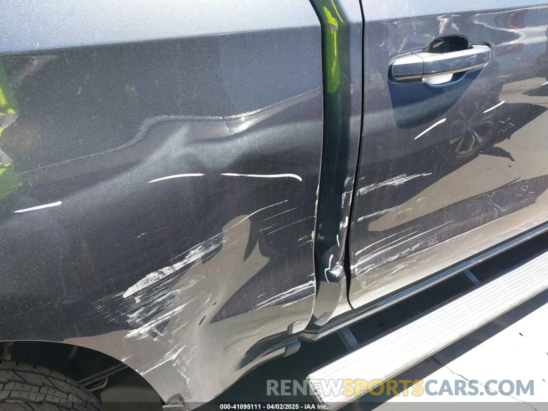 18 Photograph of a damaged car 3GCPWCEK0LG313736 CHEVROLET SILVERADO 1500 2020