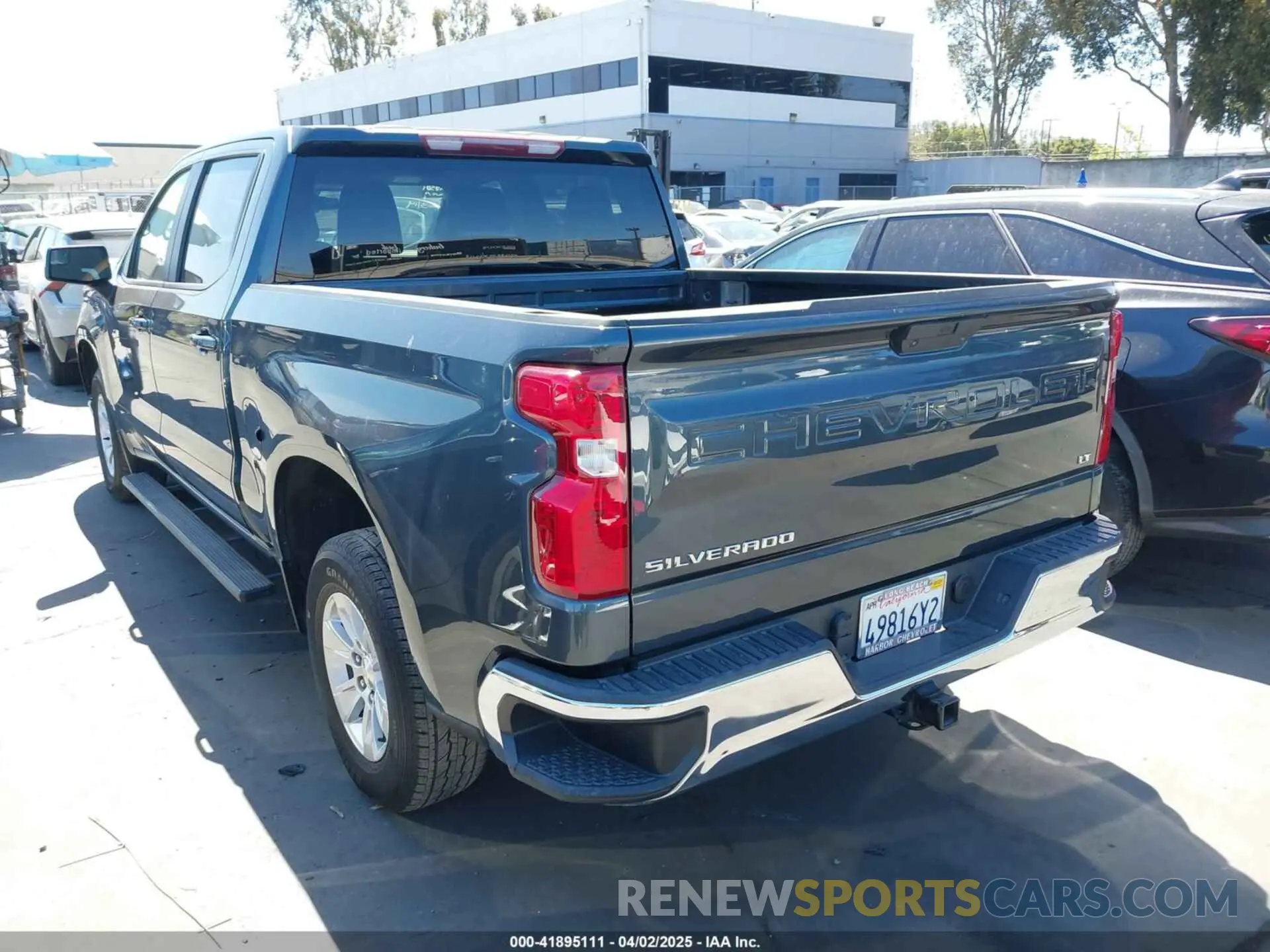 3 Photograph of a damaged car 3GCPWCEK0LG313736 CHEVROLET SILVERADO 1500 2020