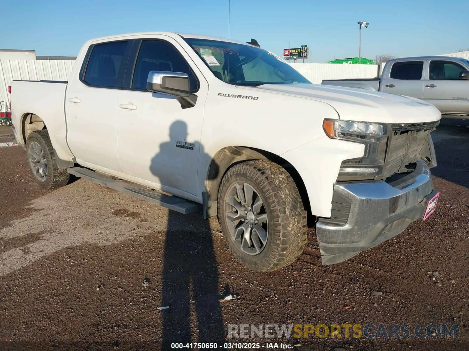 1 Photograph of a damaged car 3GCPWCEK1LG277703 CHEVROLET SILVERADO 1500 2020