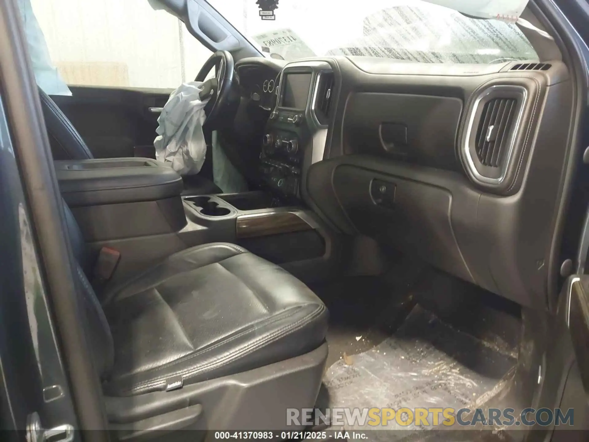 5 Photograph of a damaged car 3GCPWDET6LG383109 CHEVROLET SILVERADO 1500 2020