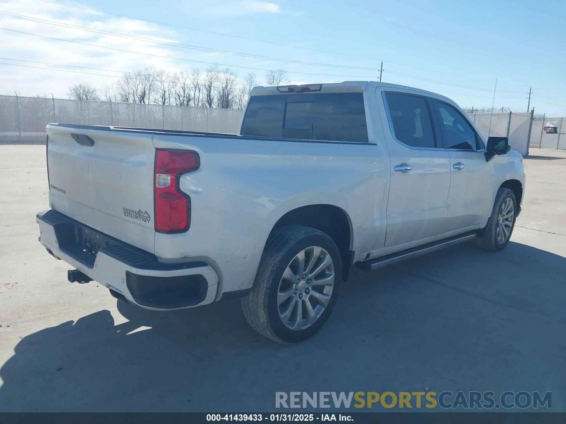 4 Photograph of a damaged car 3GCPWFED1LG408907 CHEVROLET SILVERADO 1500 2020