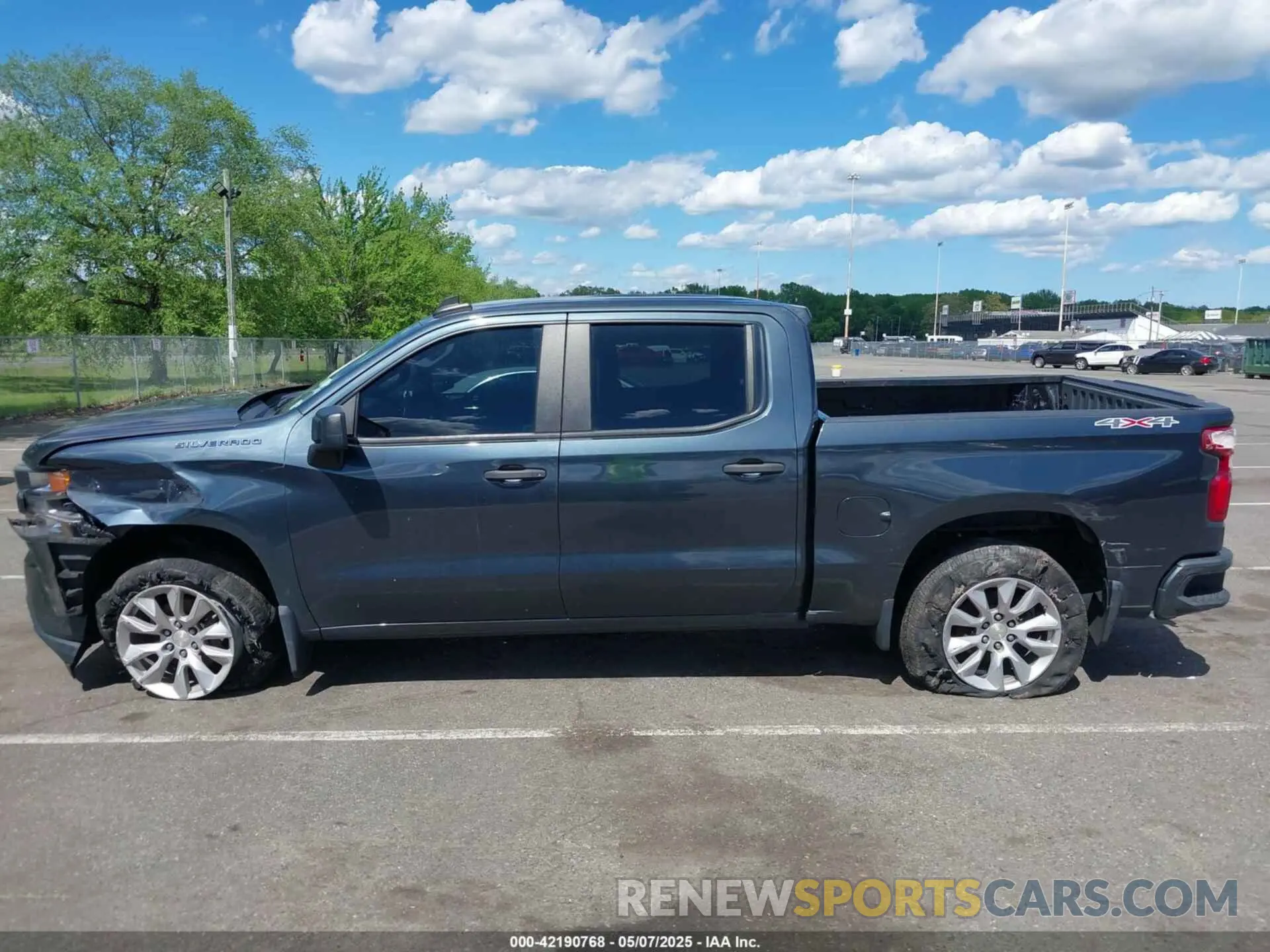 14 Photograph of a damaged car 3GCPYBEH5LG312154 CHEVROLET SILVERADO 1500 2020