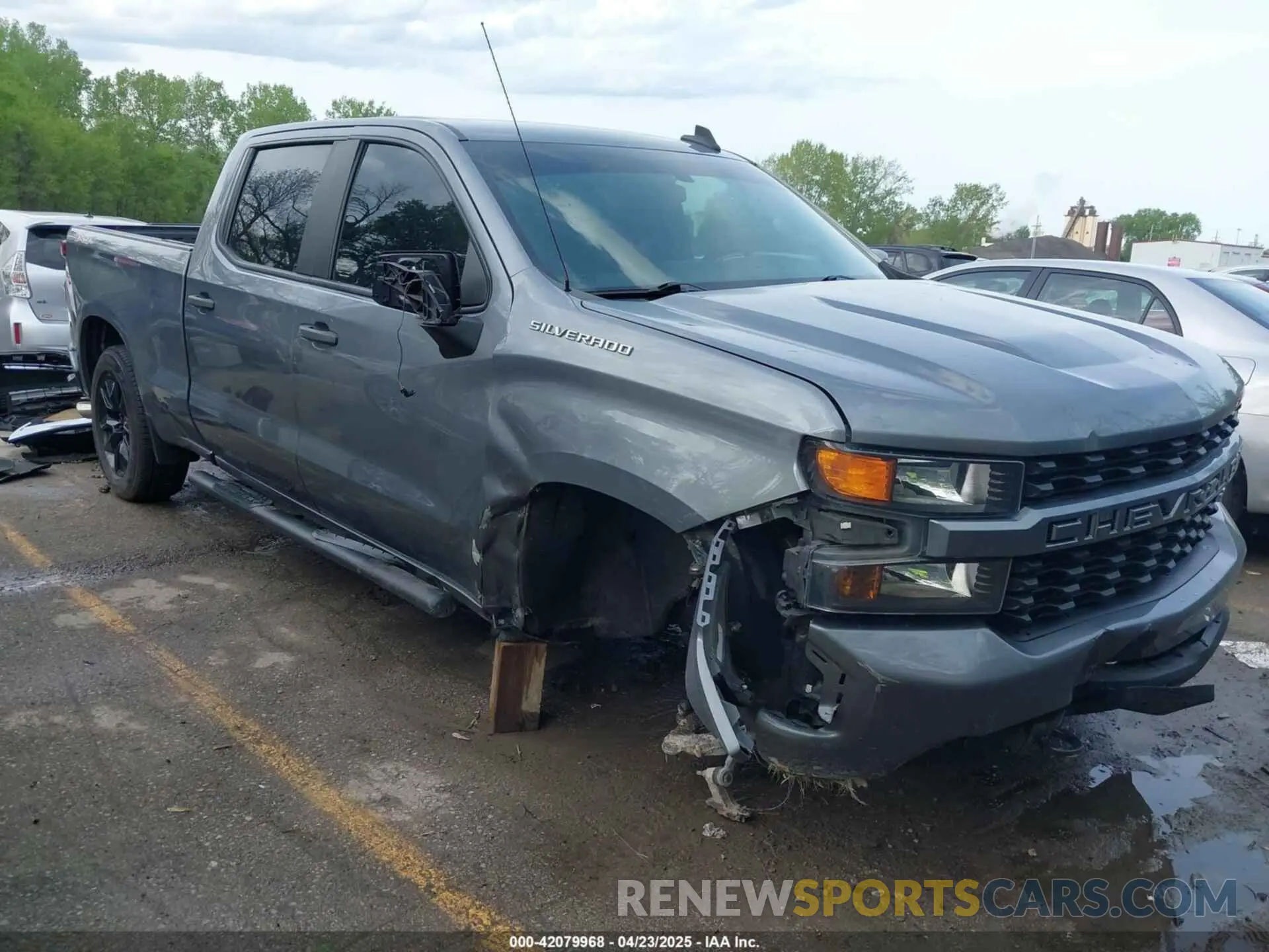 1 Photograph of a damaged car 3GCPYBEH9LG453423 CHEVROLET SILVERADO 1500 2020