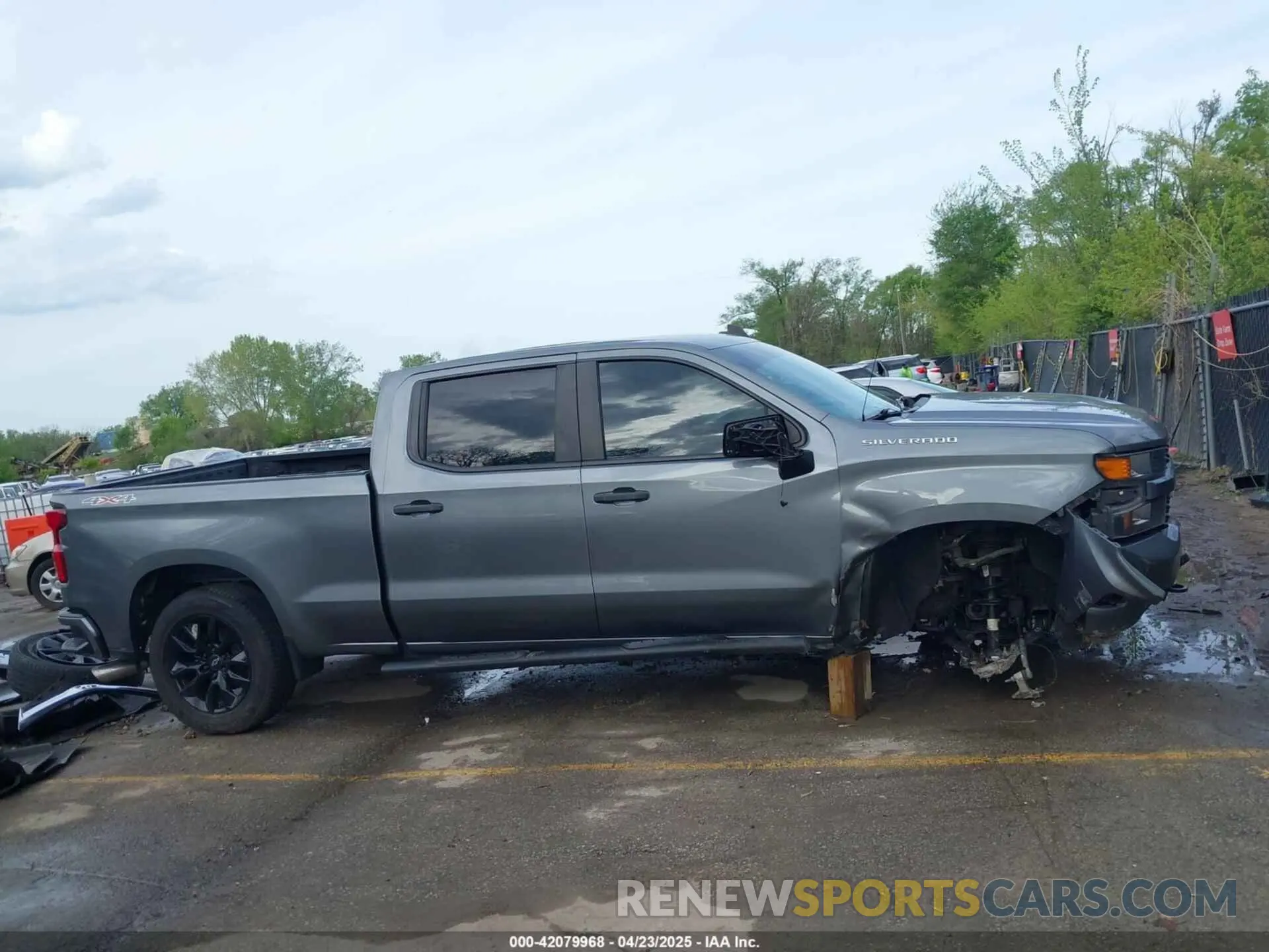 14 Photograph of a damaged car 3GCPYBEH9LG453423 CHEVROLET SILVERADO 1500 2020
