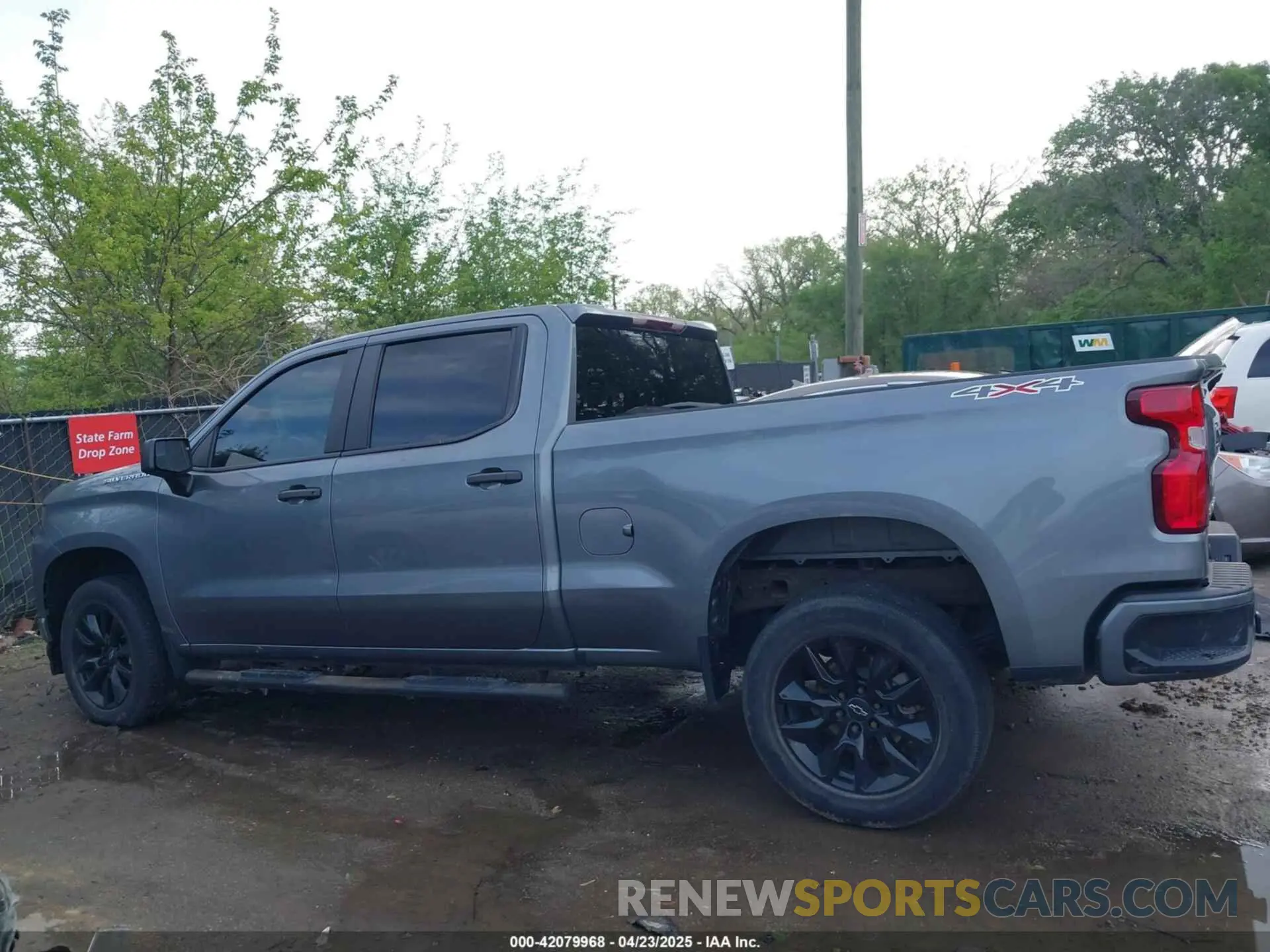 15 Photograph of a damaged car 3GCPYBEH9LG453423 CHEVROLET SILVERADO 1500 2020