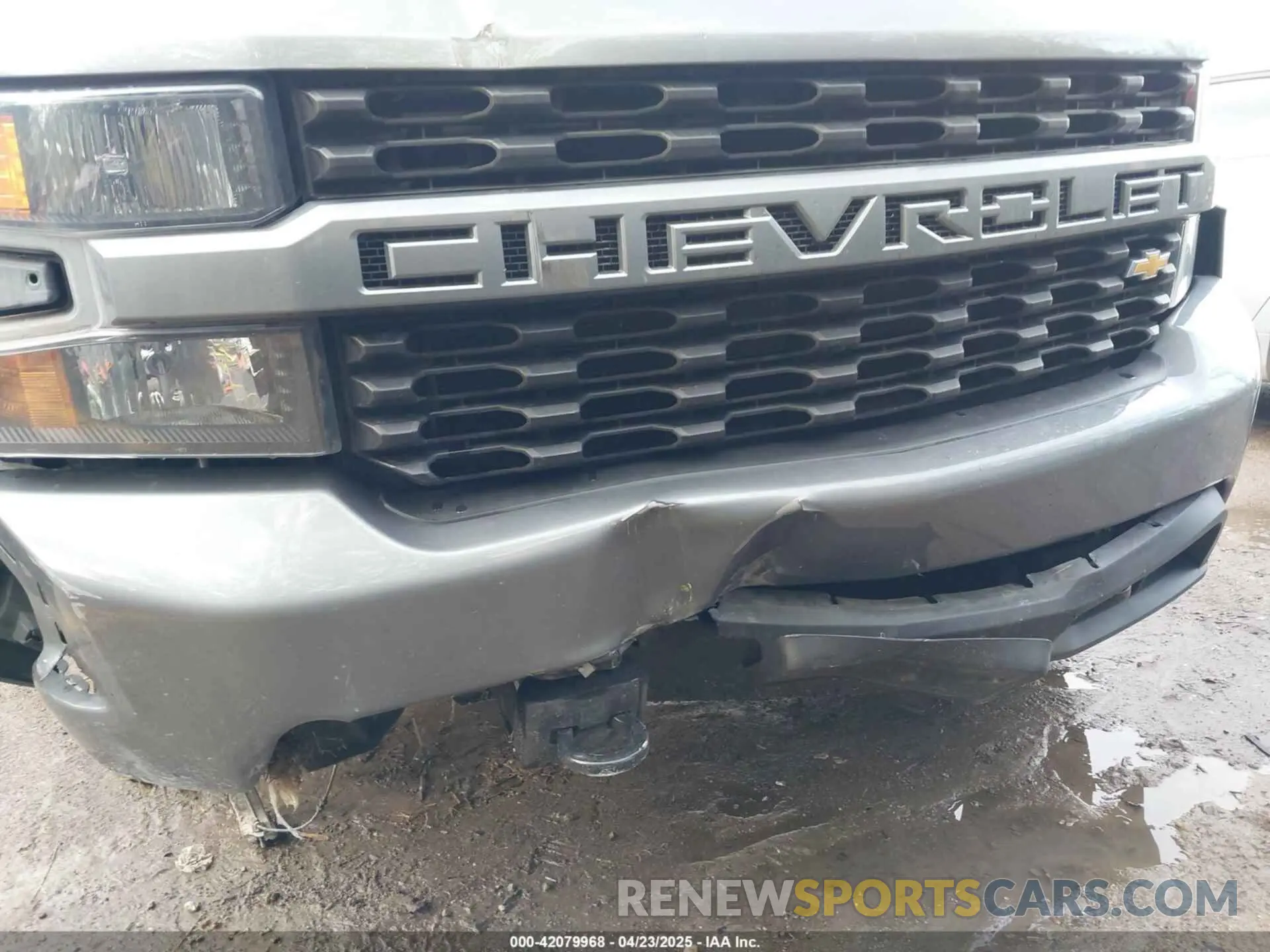 19 Photograph of a damaged car 3GCPYBEH9LG453423 CHEVROLET SILVERADO 1500 2020