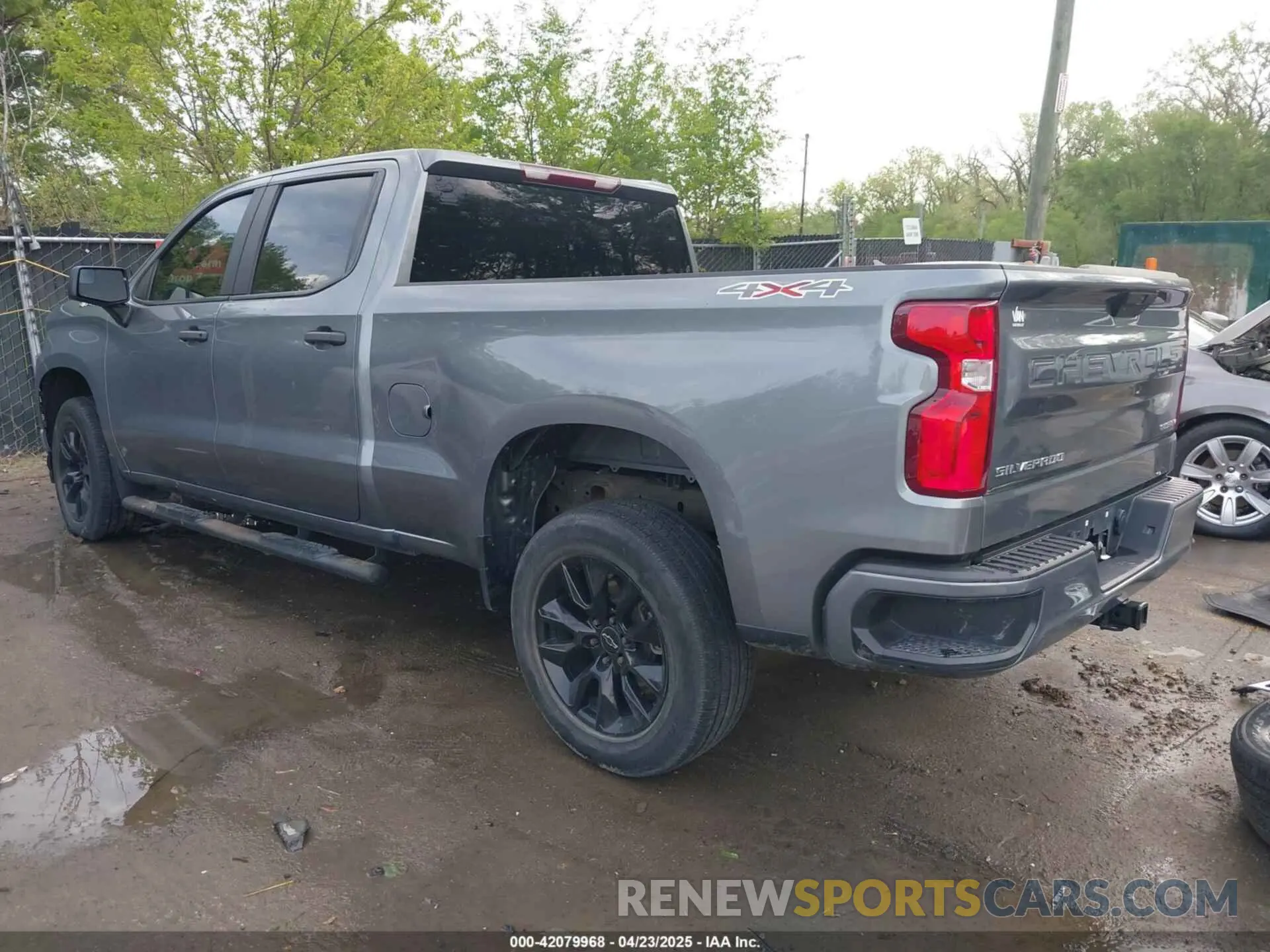 3 Photograph of a damaged car 3GCPYBEH9LG453423 CHEVROLET SILVERADO 1500 2020