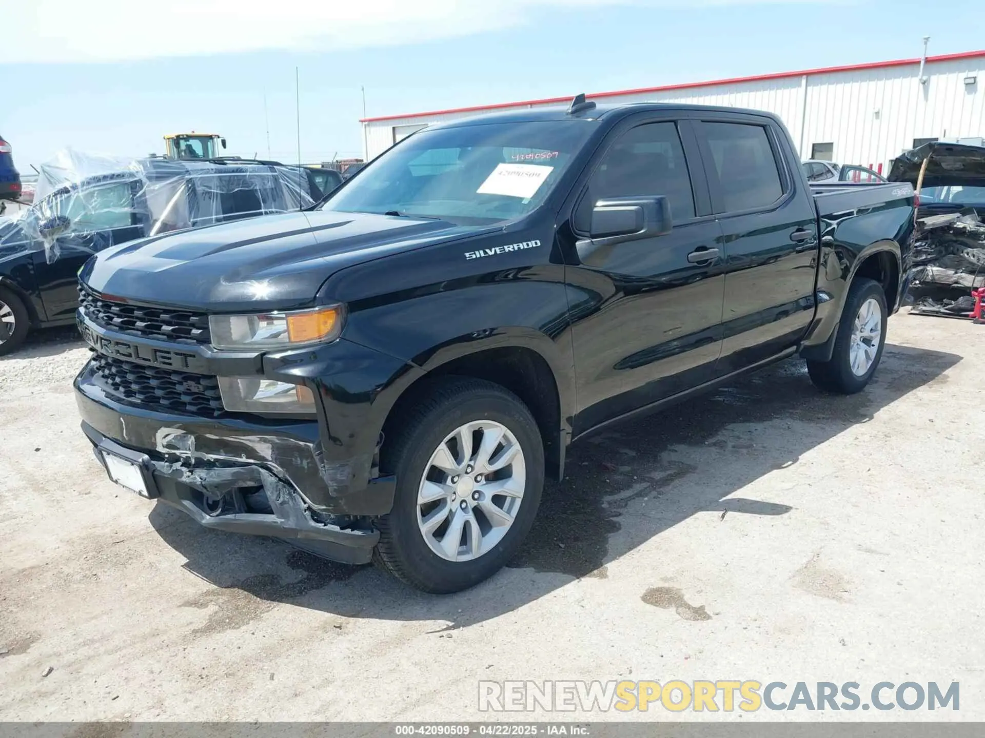 2 Photograph of a damaged car 3GCPYBEHXLG251383 CHEVROLET SILVERADO 1500 2020