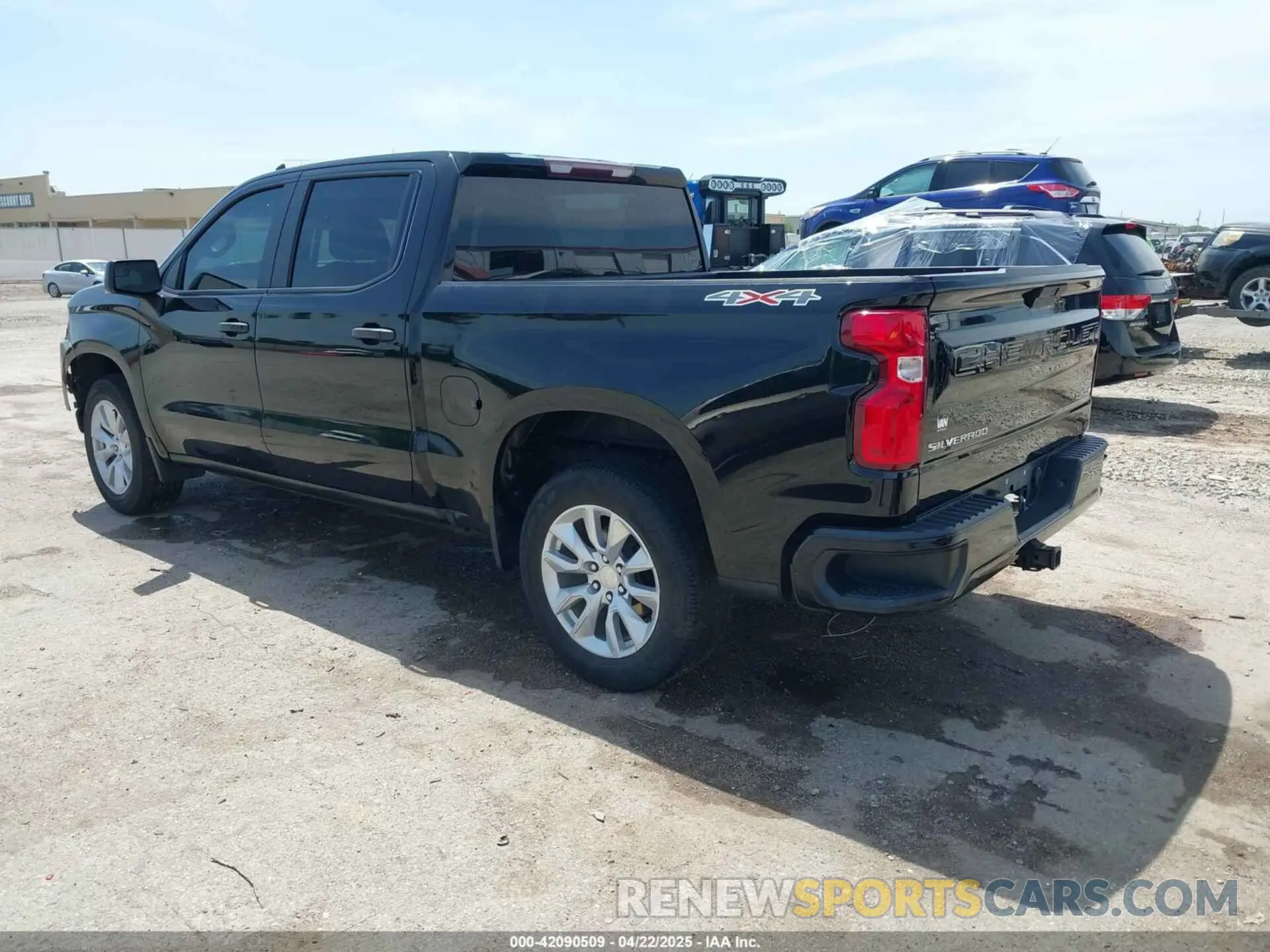 3 Photograph of a damaged car 3GCPYBEHXLG251383 CHEVROLET SILVERADO 1500 2020