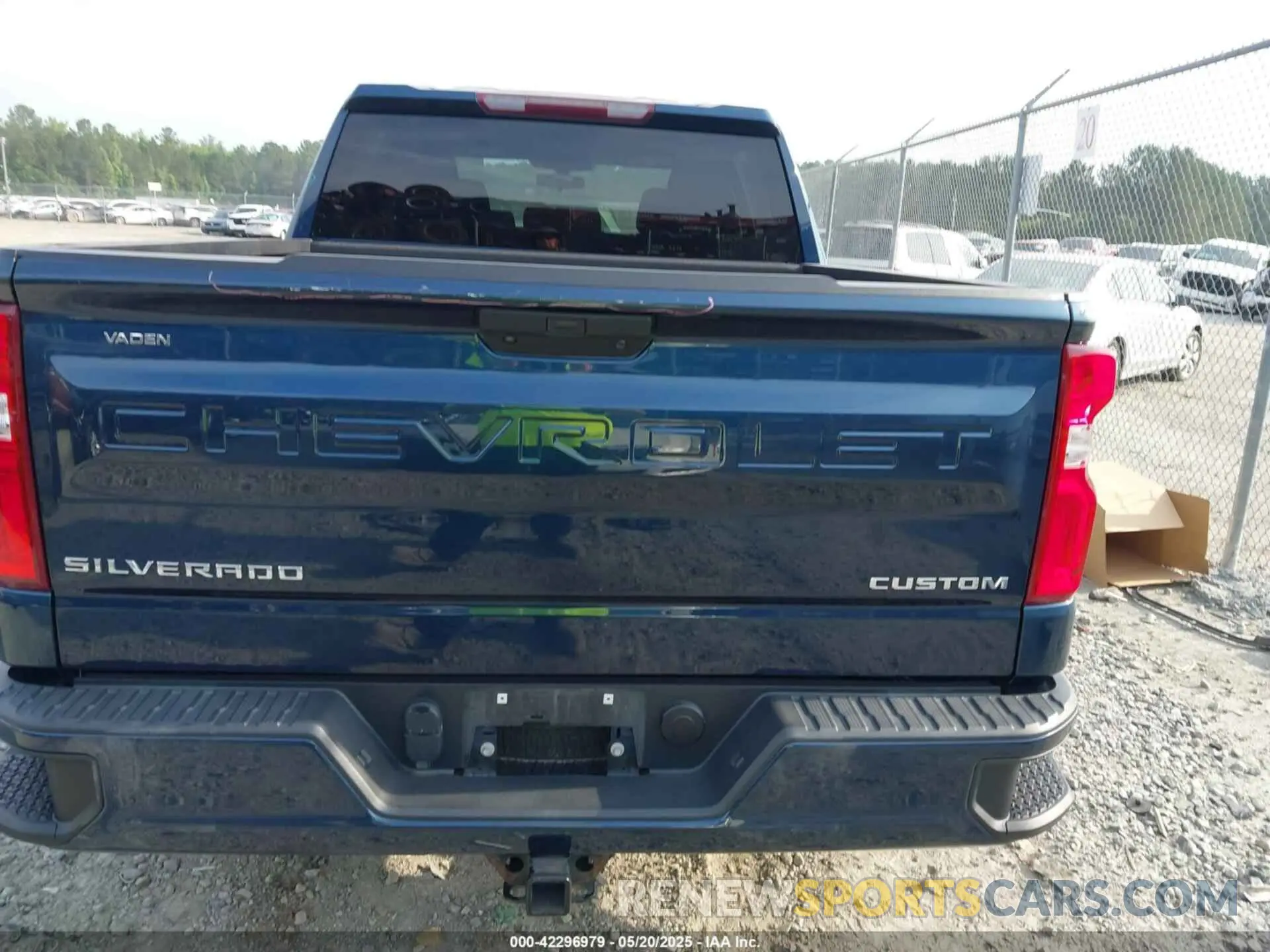 16 Photograph of a damaged car 3GCPYBEK0LG348099 CHEVROLET SILVERADO 1500 2020