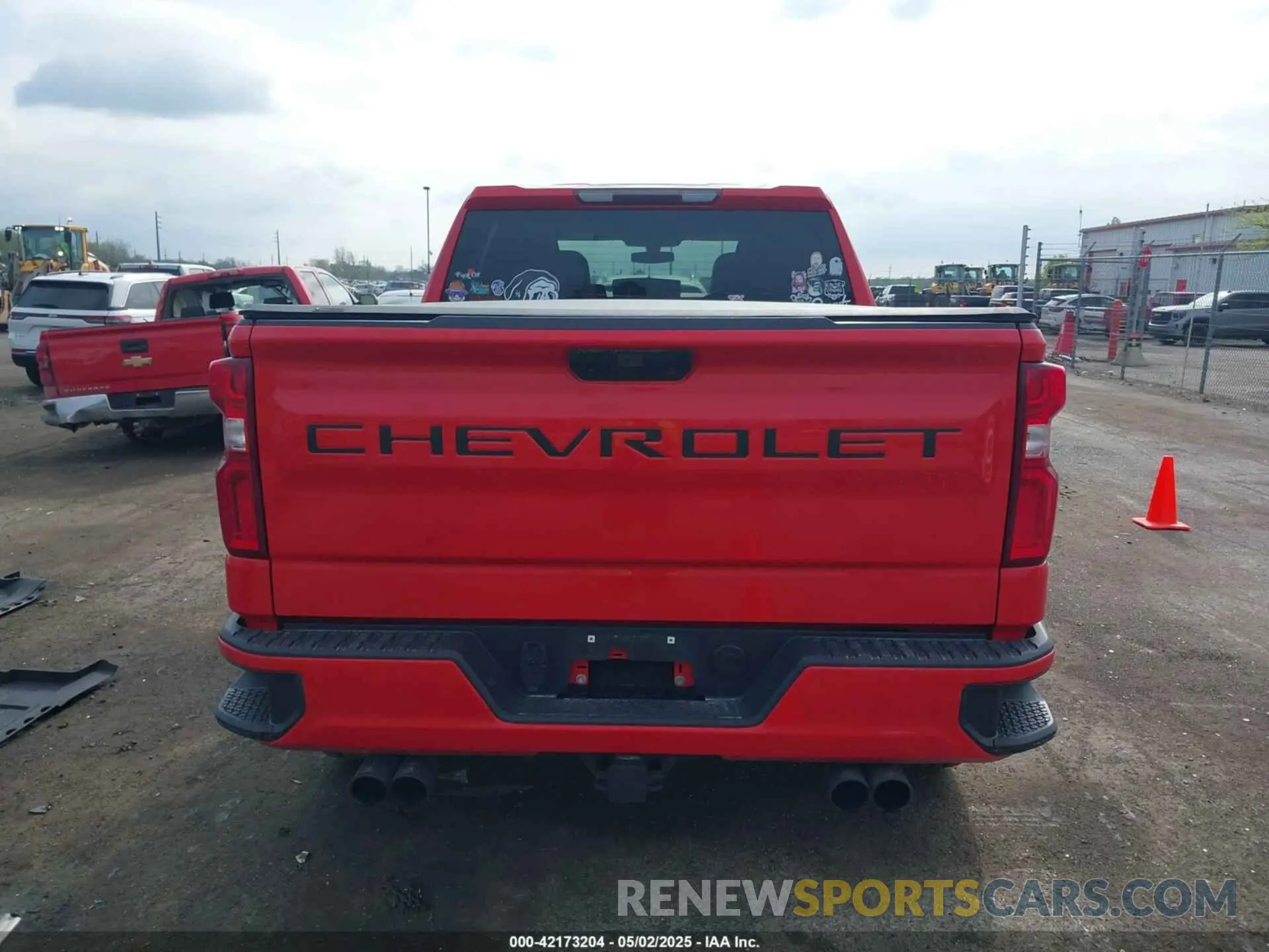 16 Photograph of a damaged car 3GCPYBEK8LG142903 CHEVROLET SILVERADO 1500 2020