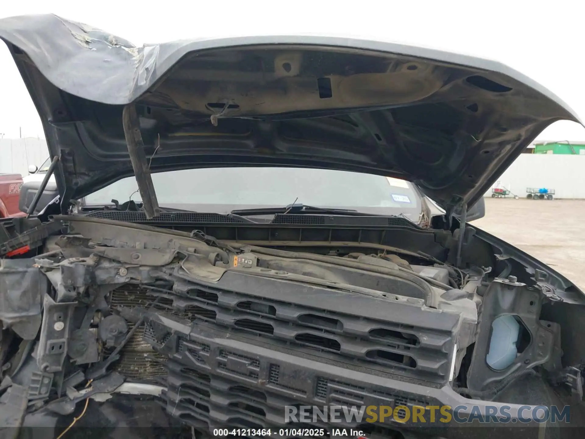 10 Photograph of a damaged car 3GCPYCEF0LG237447 CHEVROLET SILVERADO 1500 2020