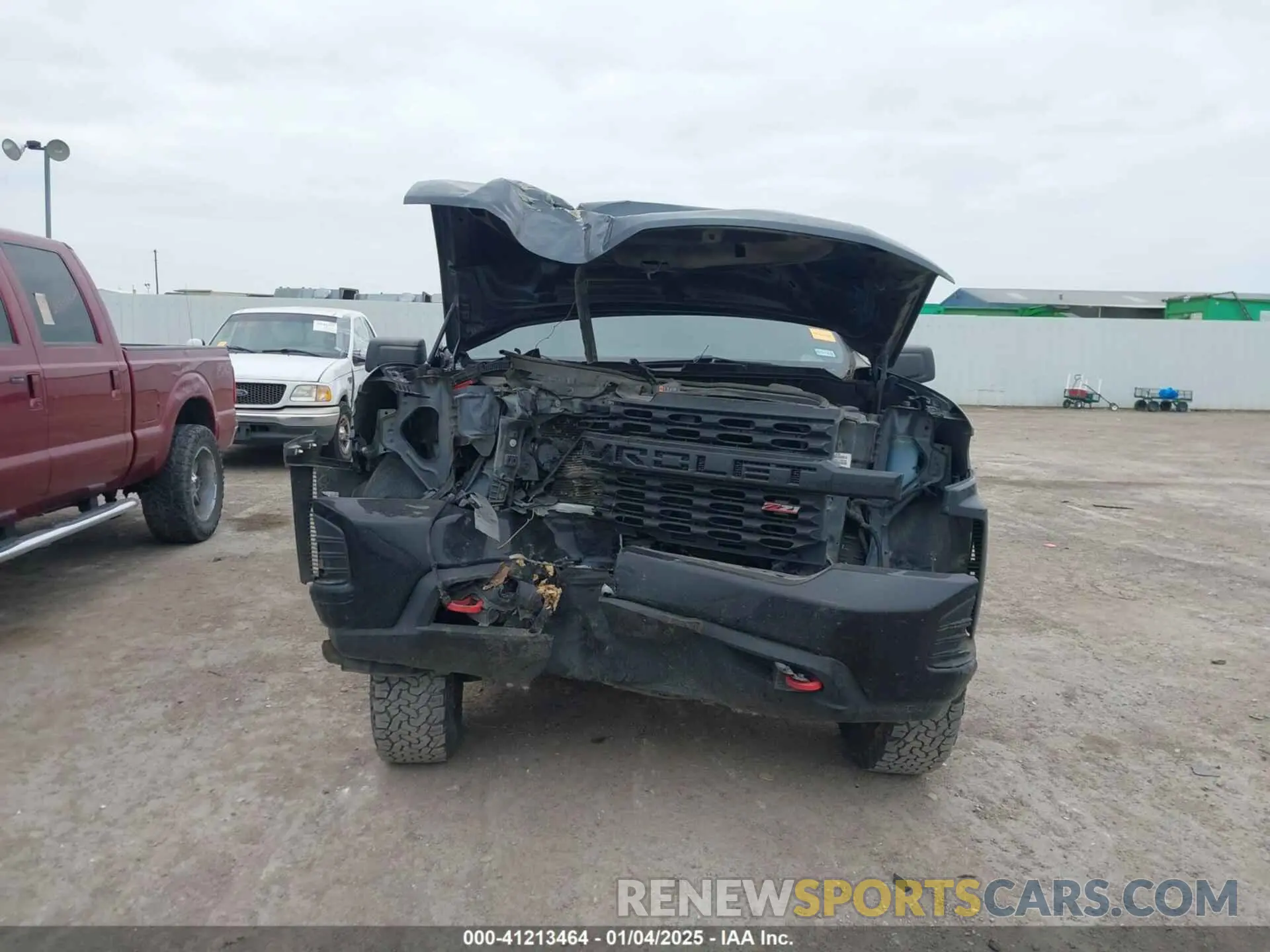 12 Photograph of a damaged car 3GCPYCEF0LG237447 CHEVROLET SILVERADO 1500 2020