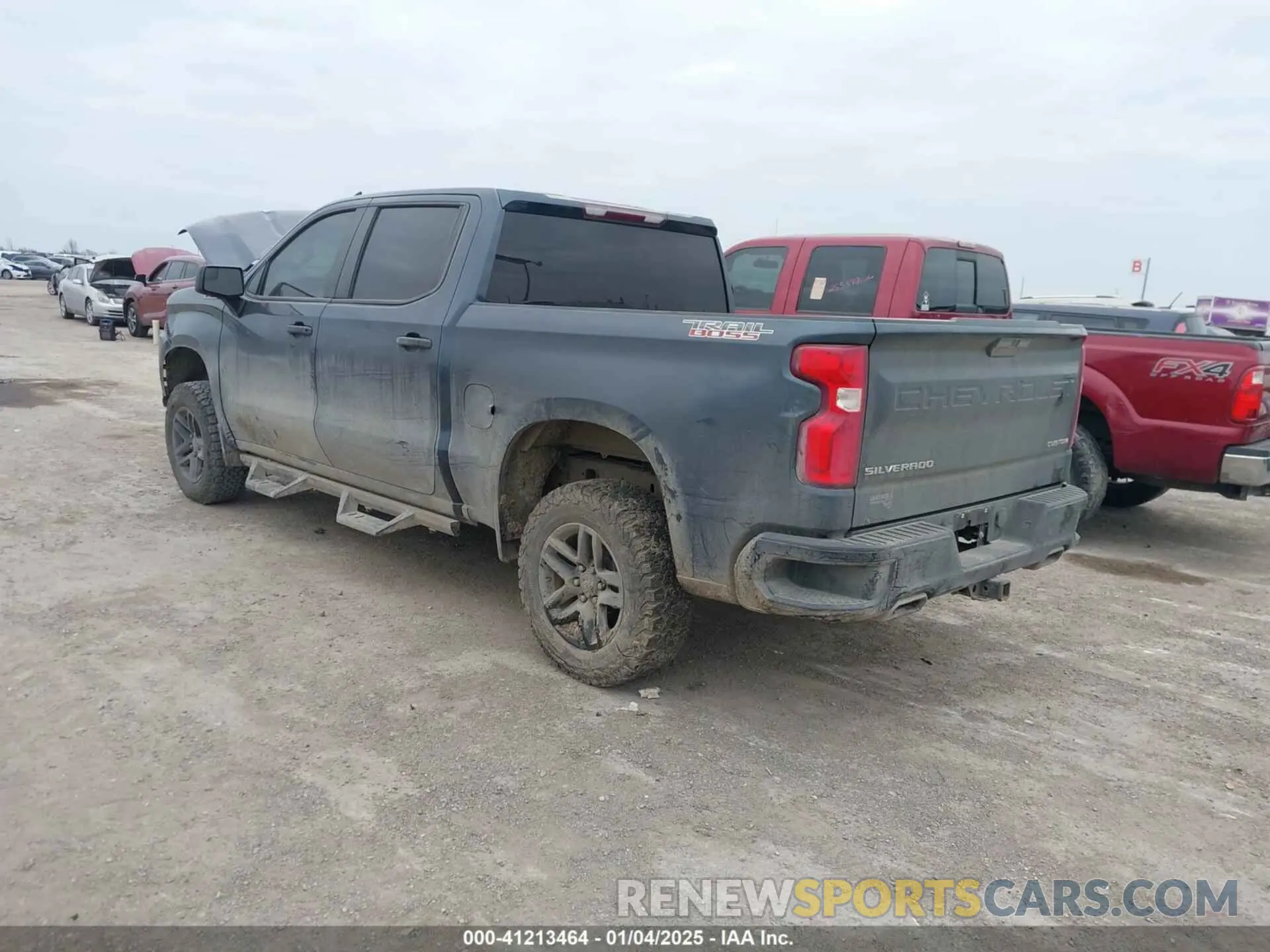 3 Photograph of a damaged car 3GCPYCEF0LG237447 CHEVROLET SILVERADO 1500 2020