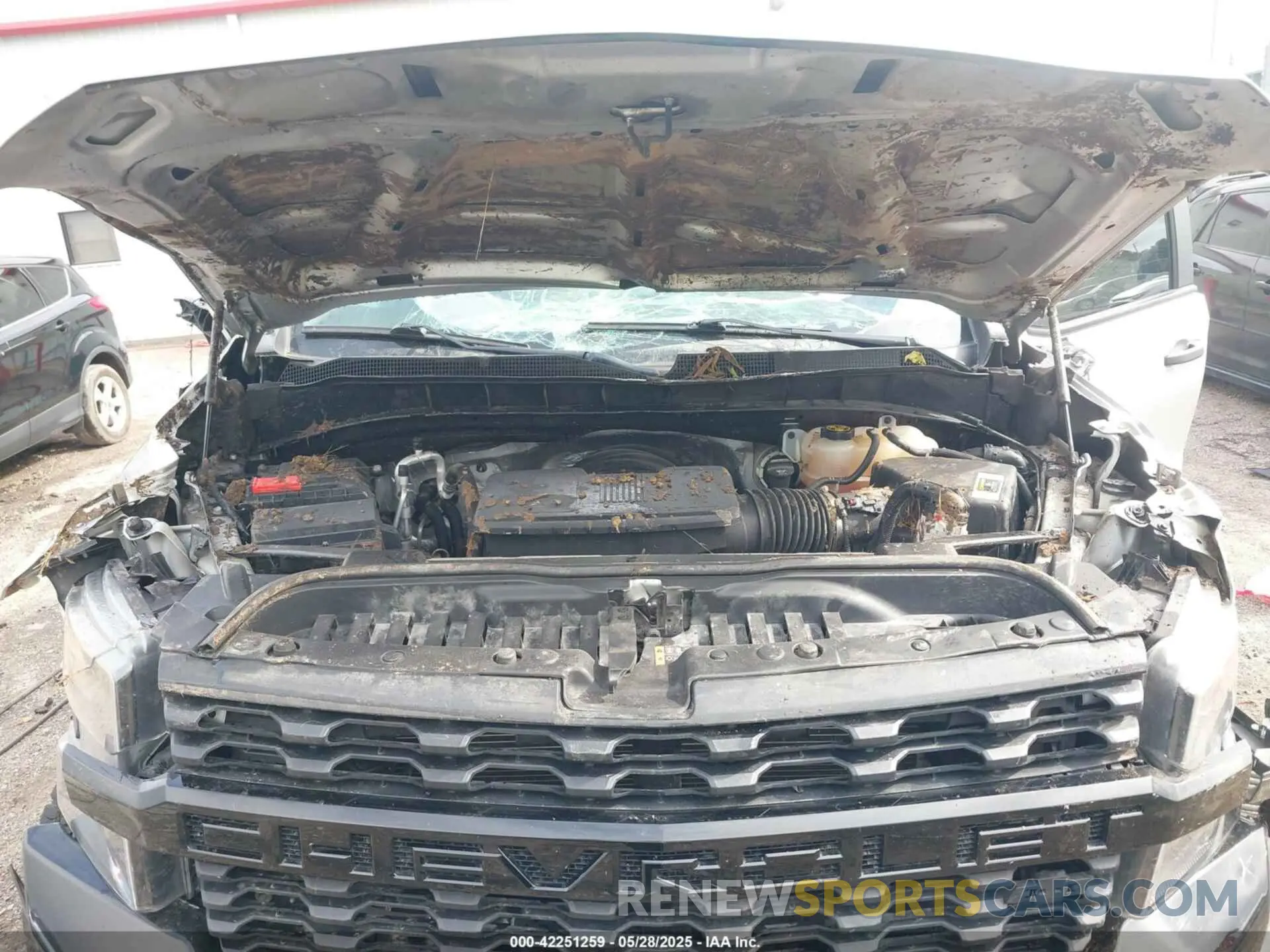 10 Photograph of a damaged car 3GCPYCEF0LG313183 CHEVROLET SILVERADO 1500 2020
