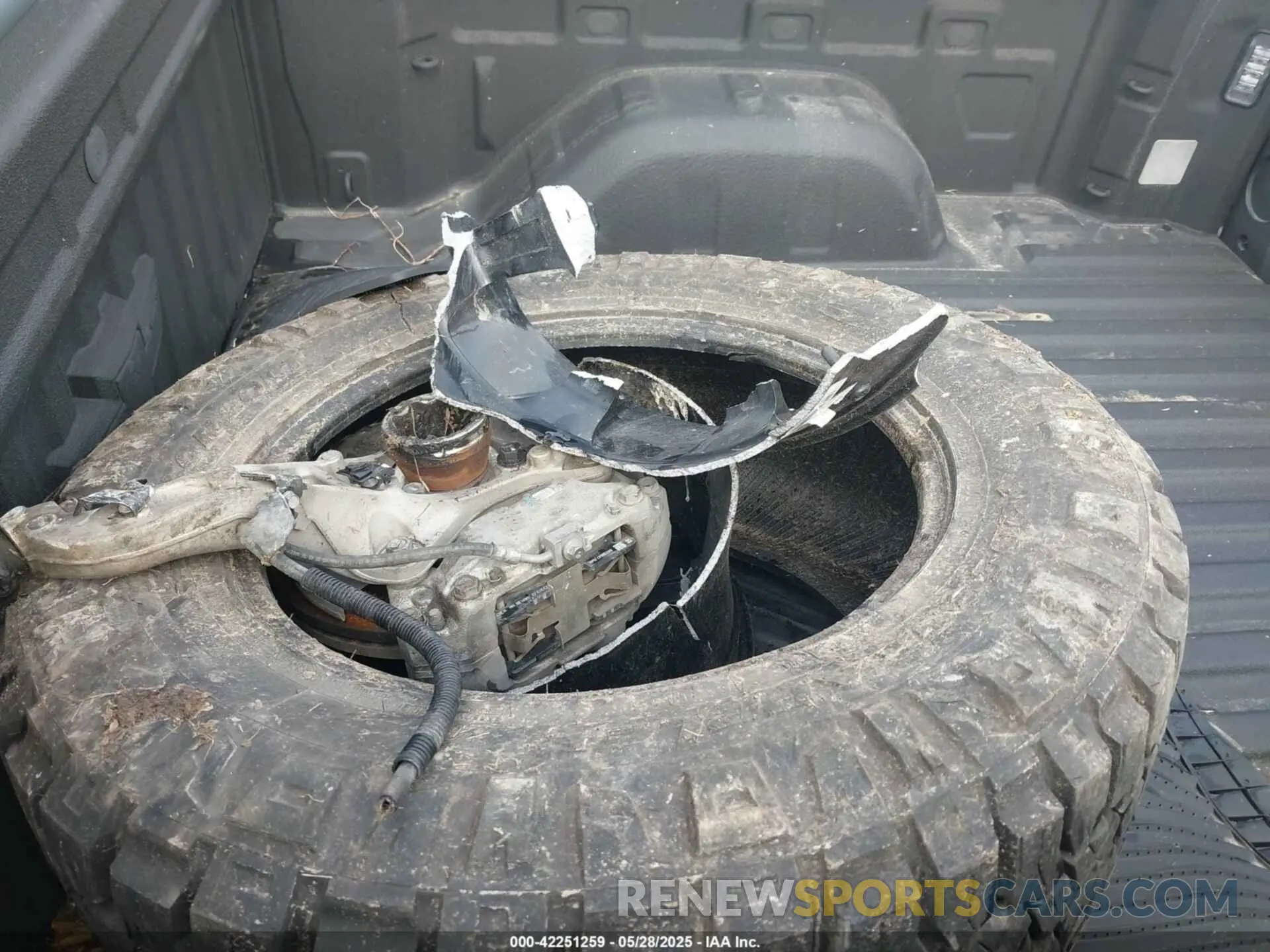 12 Photograph of a damaged car 3GCPYCEF0LG313183 CHEVROLET SILVERADO 1500 2020
