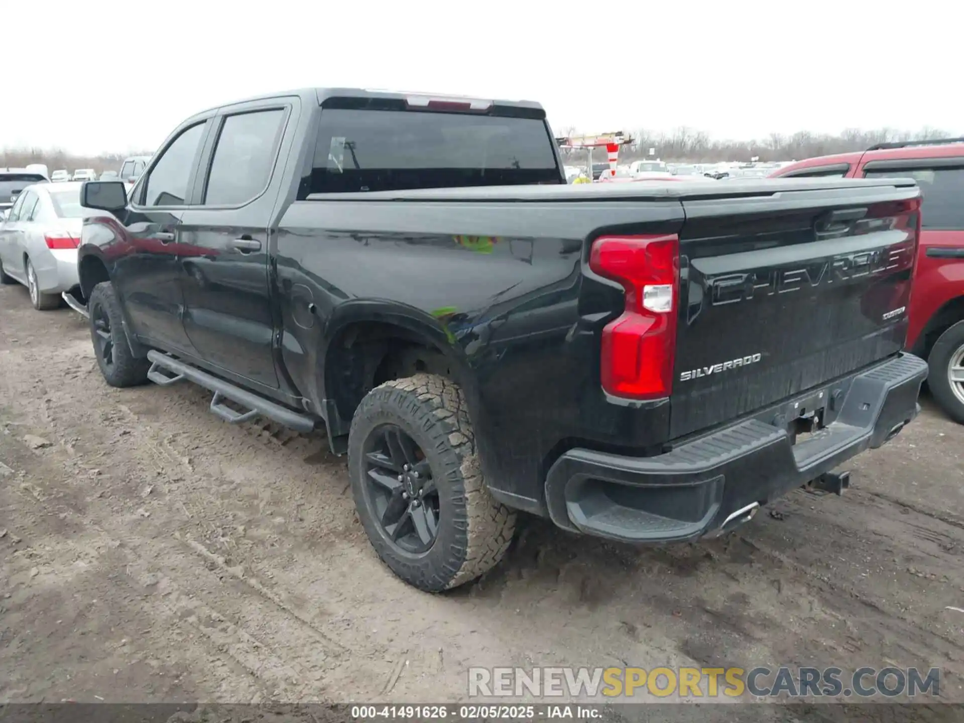 3 Photograph of a damaged car 3GCPYCEF1LG189019 CHEVROLET SILVERADO 1500 2020