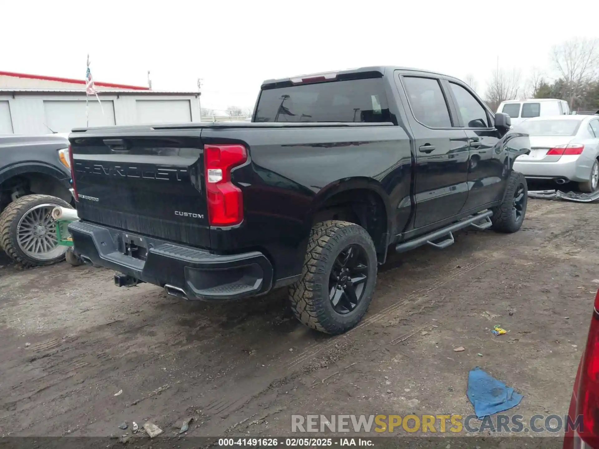 4 Photograph of a damaged car 3GCPYCEF1LG189019 CHEVROLET SILVERADO 1500 2020