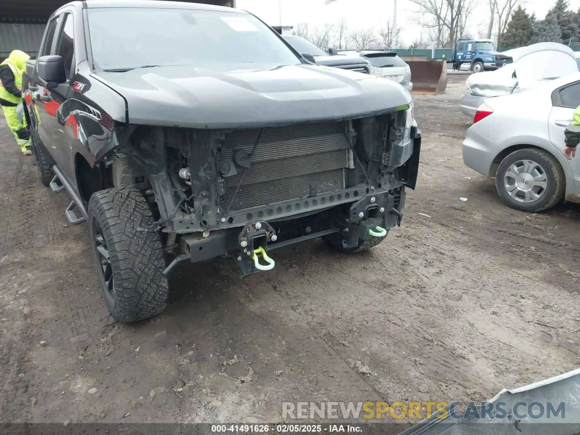 6 Photograph of a damaged car 3GCPYCEF1LG189019 CHEVROLET SILVERADO 1500 2020