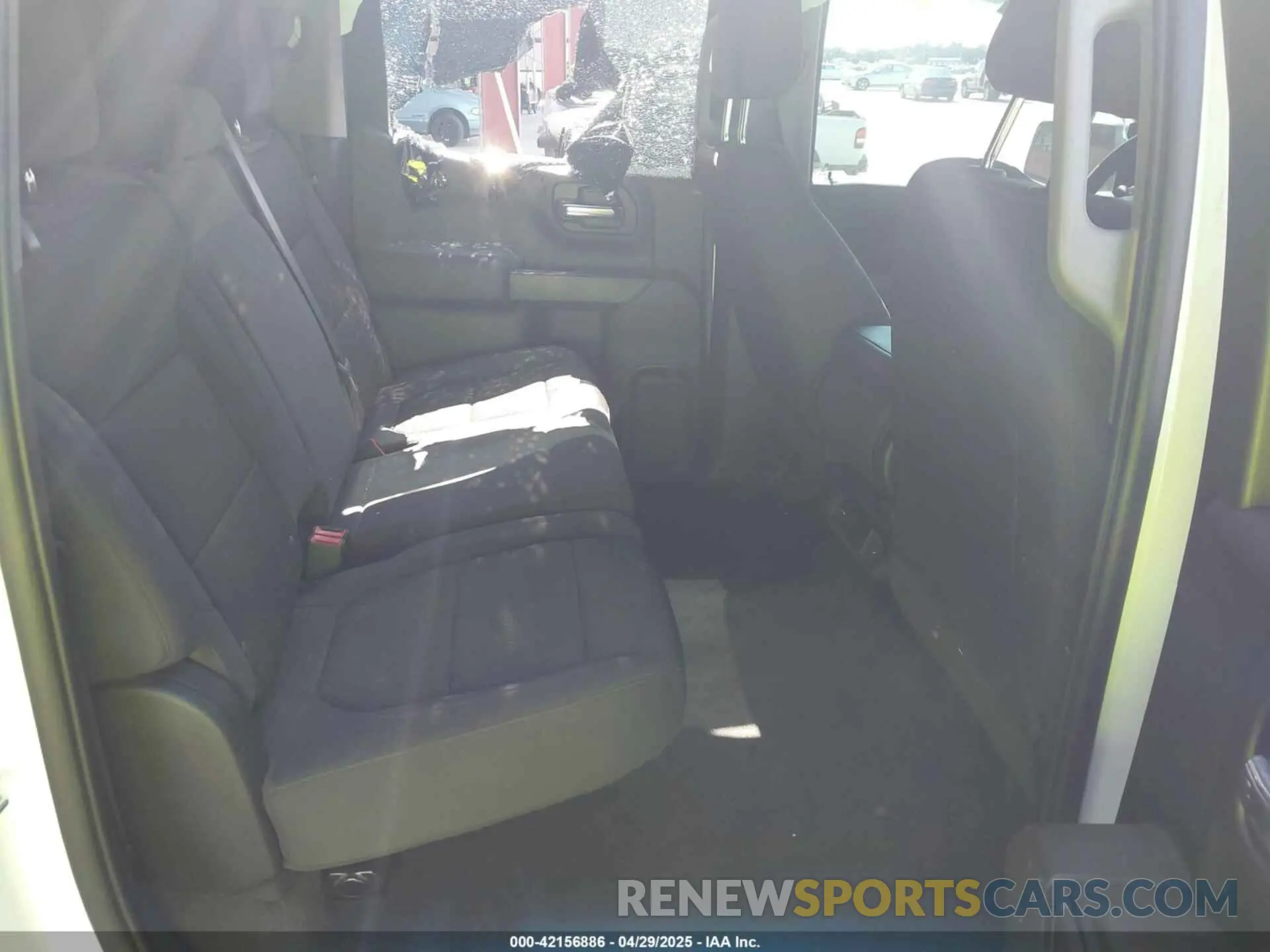 8 Photograph of a damaged car 3GCPYCEF4LG229741 CHEVROLET SILVERADO 1500 2020