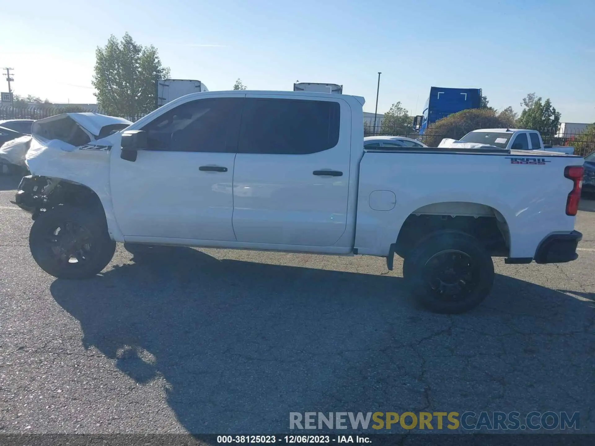 14 Photograph of a damaged car 3GCPYCEF7LG390567 CHEVROLET SILVERADO 1500 2020