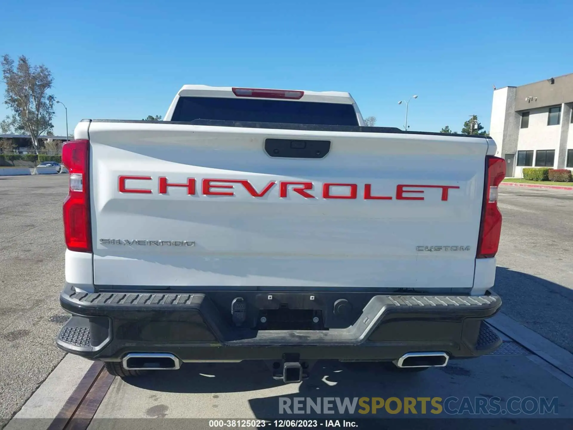16 Photograph of a damaged car 3GCPYCEF7LG390567 CHEVROLET SILVERADO 1500 2020