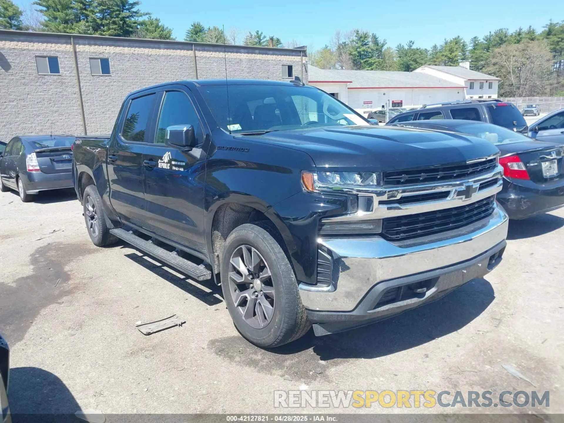 1 Photograph of a damaged car 3GCPYDEK1LG333090 CHEVROLET SILVERADO 1500 2020