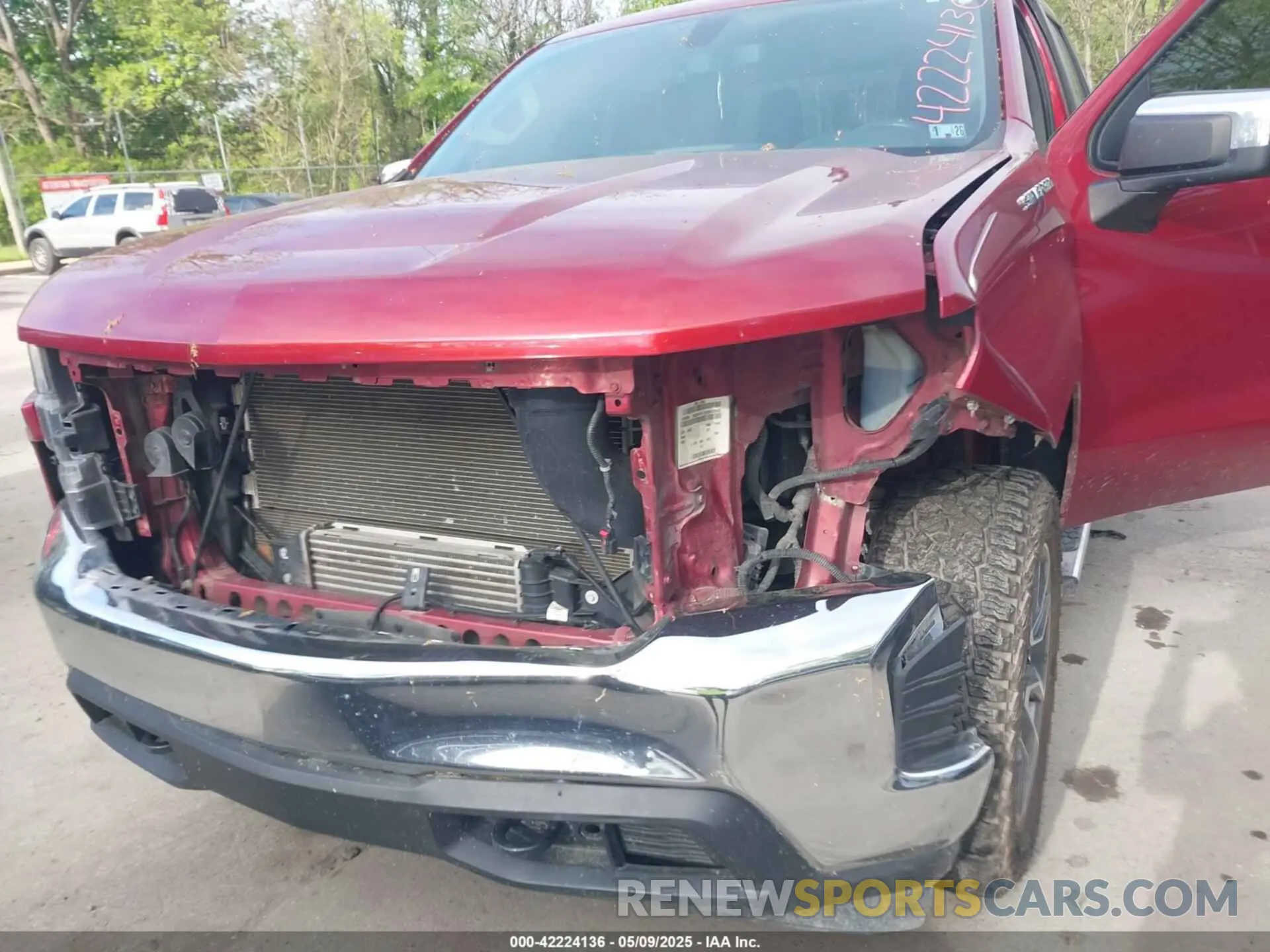 17 Photograph of a damaged car 3GCPYDEK9LG137513 CHEVROLET SILVERADO 1500 2020