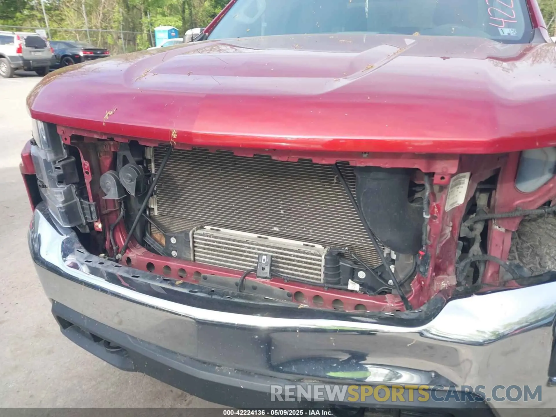 18 Photograph of a damaged car 3GCPYDEK9LG137513 CHEVROLET SILVERADO 1500 2020
