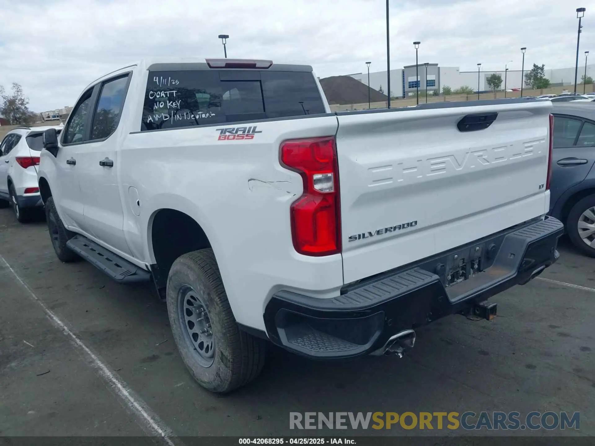 3 Photograph of a damaged car 3GCPYFED1LG268173 CHEVROLET SILVERADO 1500 2020