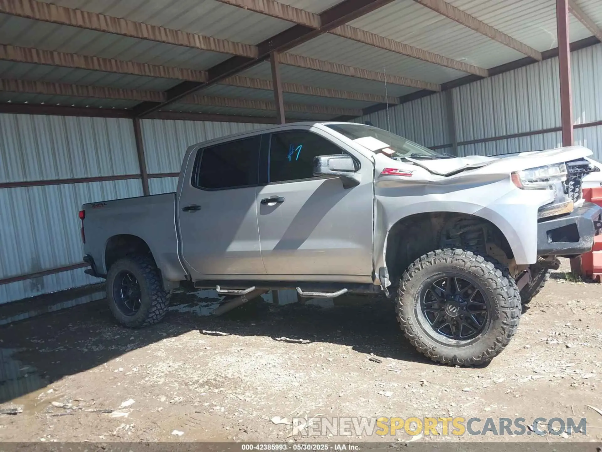 13 Photograph of a damaged car 3GCPYFED1LG279030 CHEVROLET SILVERADO 1500 2020