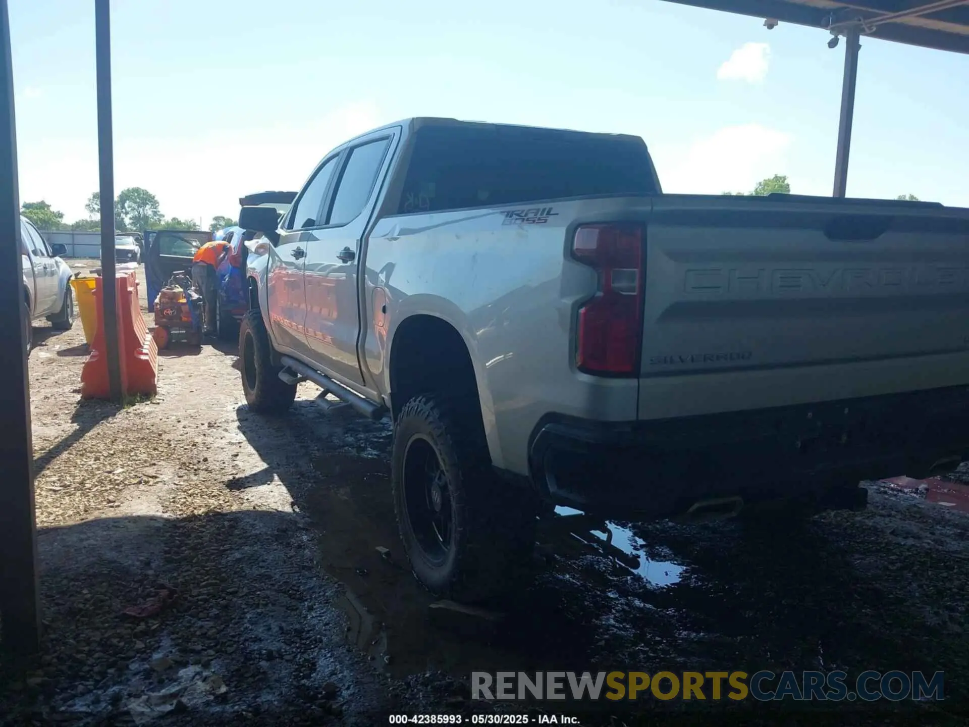3 Photograph of a damaged car 3GCPYFED1LG279030 CHEVROLET SILVERADO 1500 2020