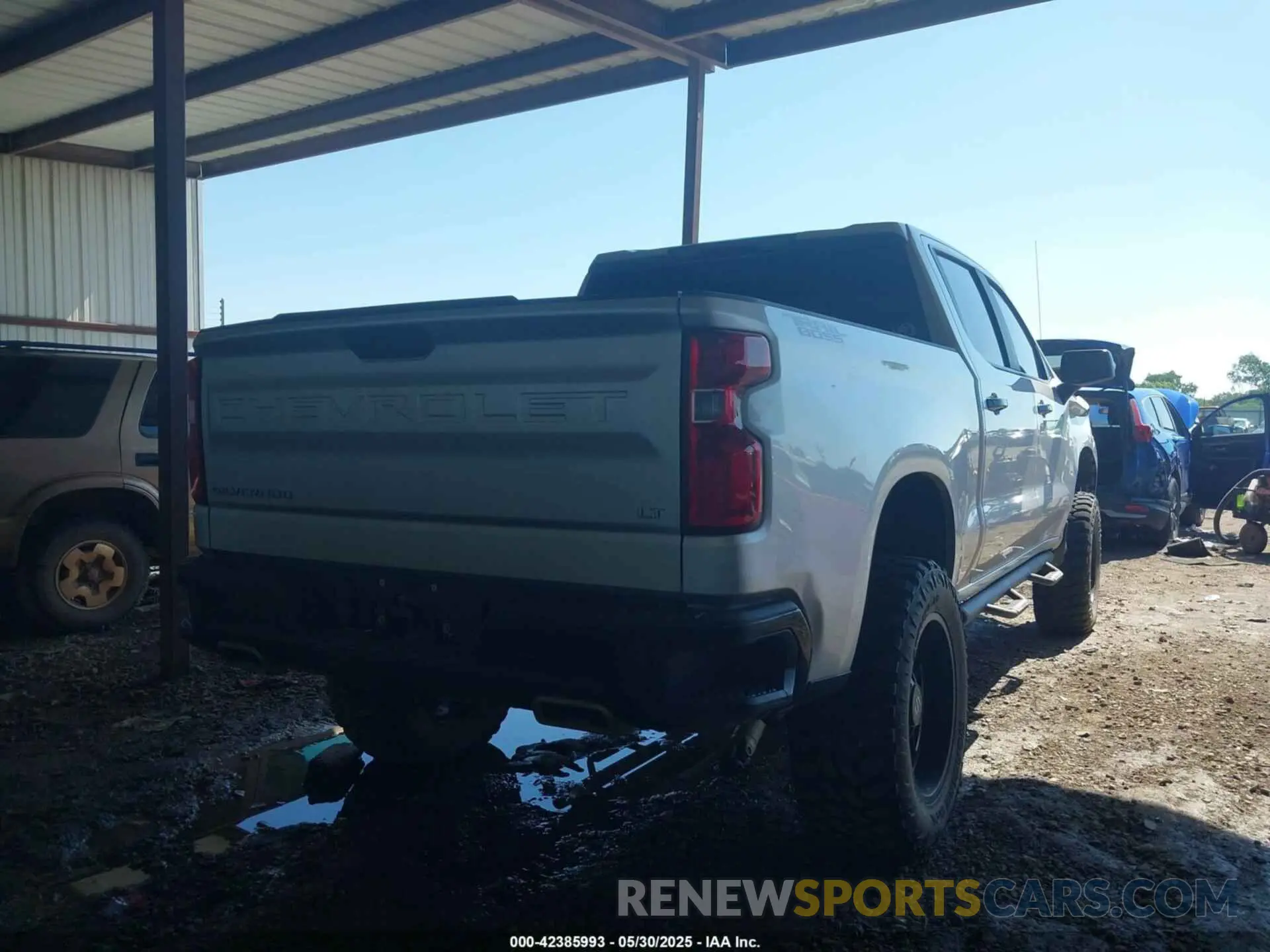 4 Photograph of a damaged car 3GCPYFED1LG279030 CHEVROLET SILVERADO 1500 2020