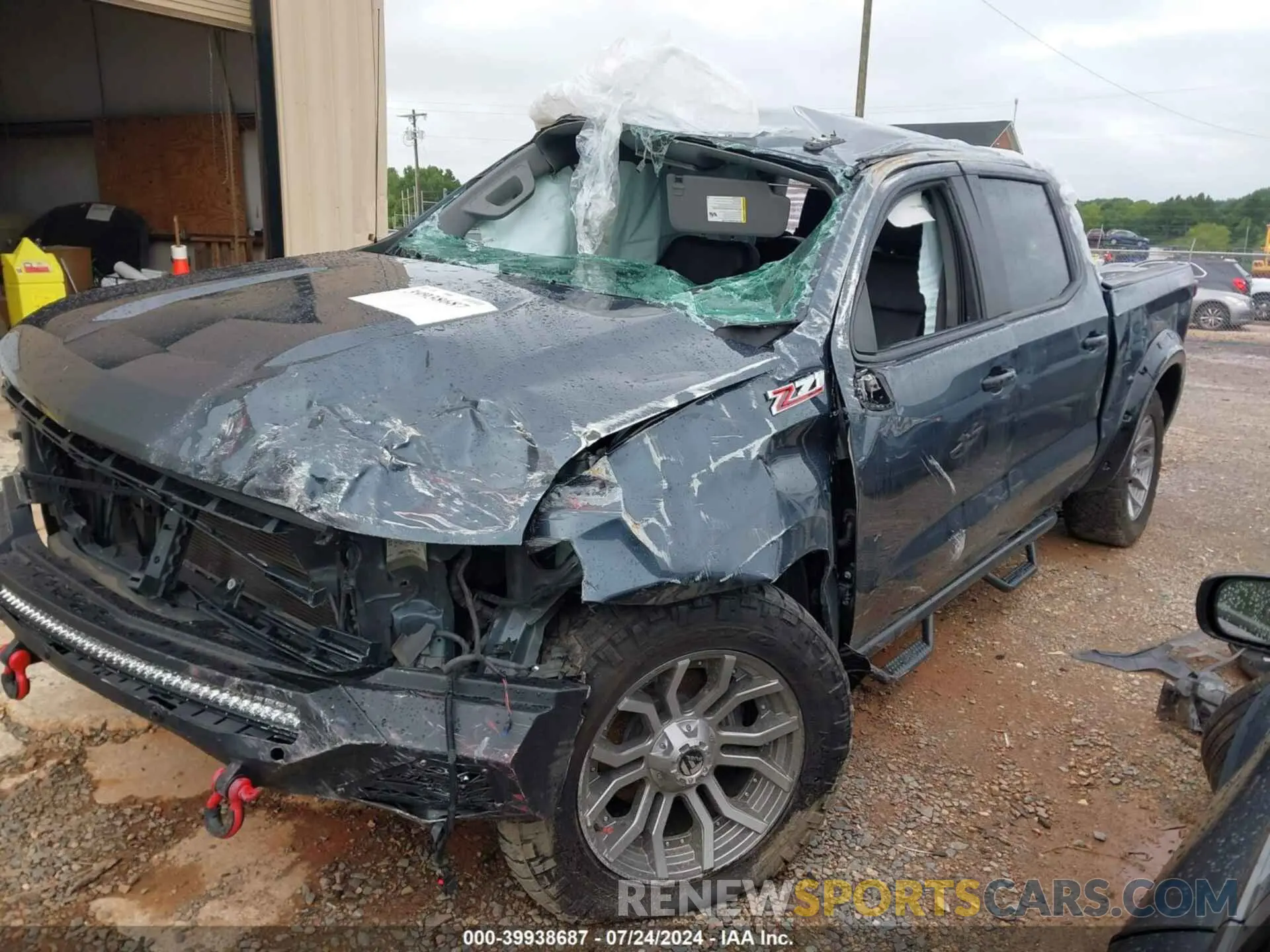 2 Photograph of a damaged car 3GCPYFED3LG412791 CHEVROLET SILVERADO 1500 2020