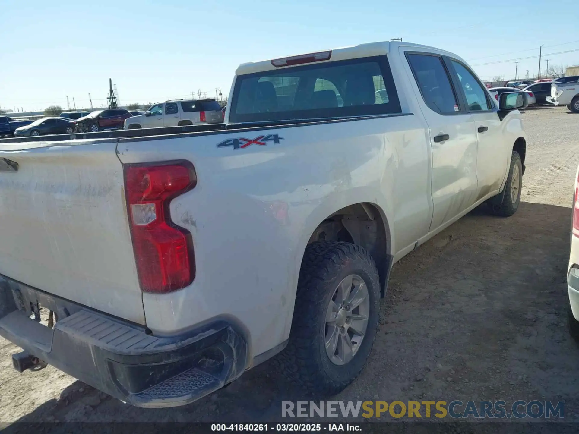 4 Photograph of a damaged car 3GCUYAEF0LG155189 CHEVROLET SILVERADO 1500 2020