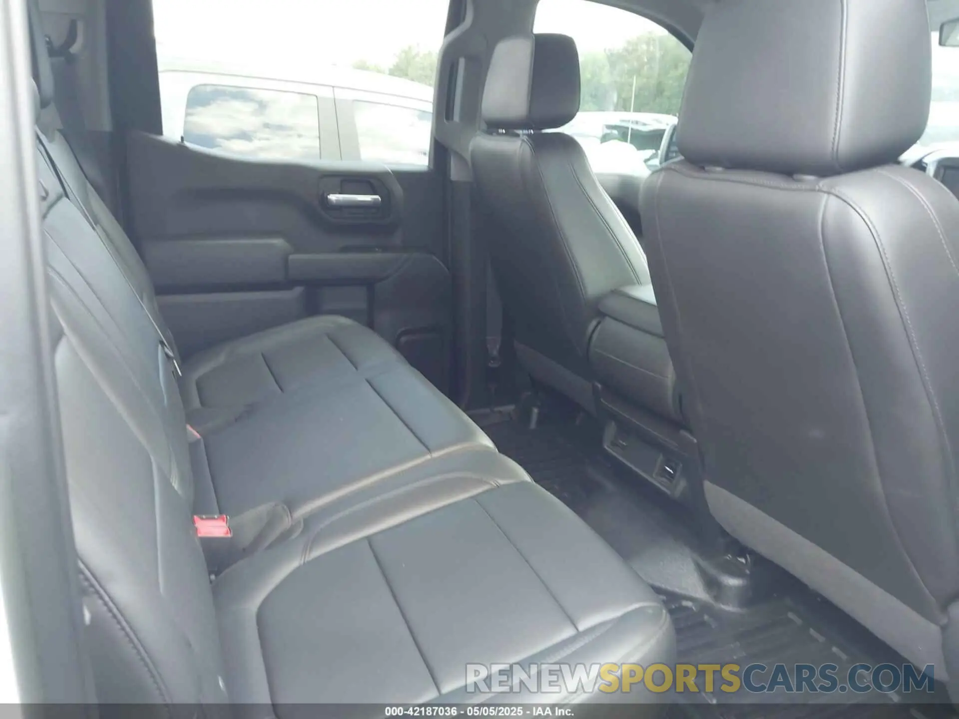 8 Photograph of a damaged car 3GCUYAEF5LG177298 CHEVROLET SILVERADO 1500 2020