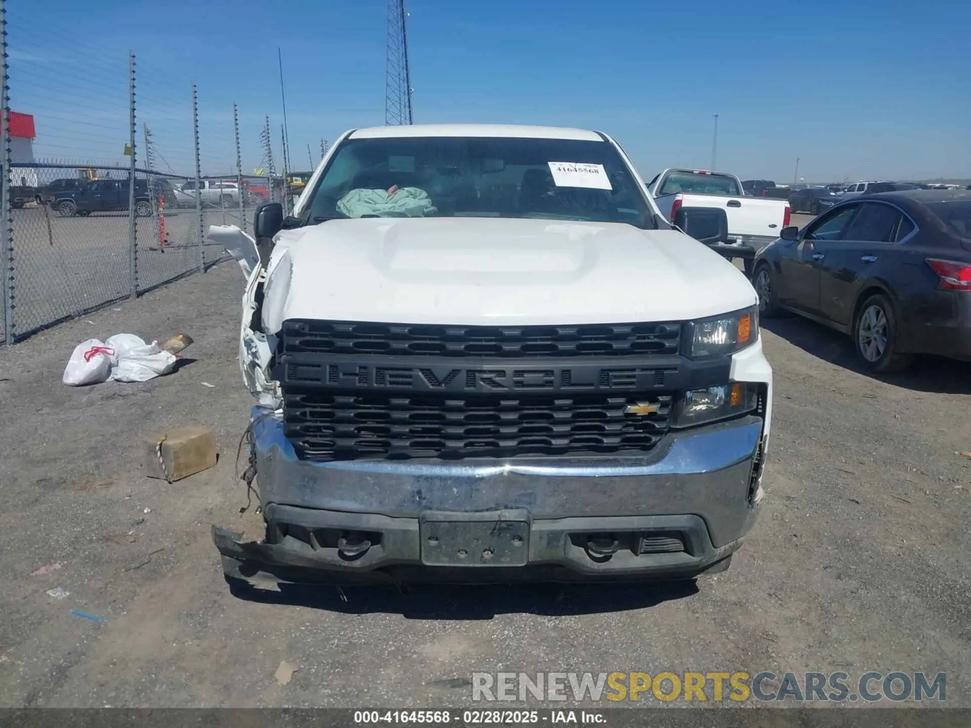 12 Photograph of a damaged car 3GCUYAEF7LG201472 CHEVROLET SILVERADO 1500 2020
