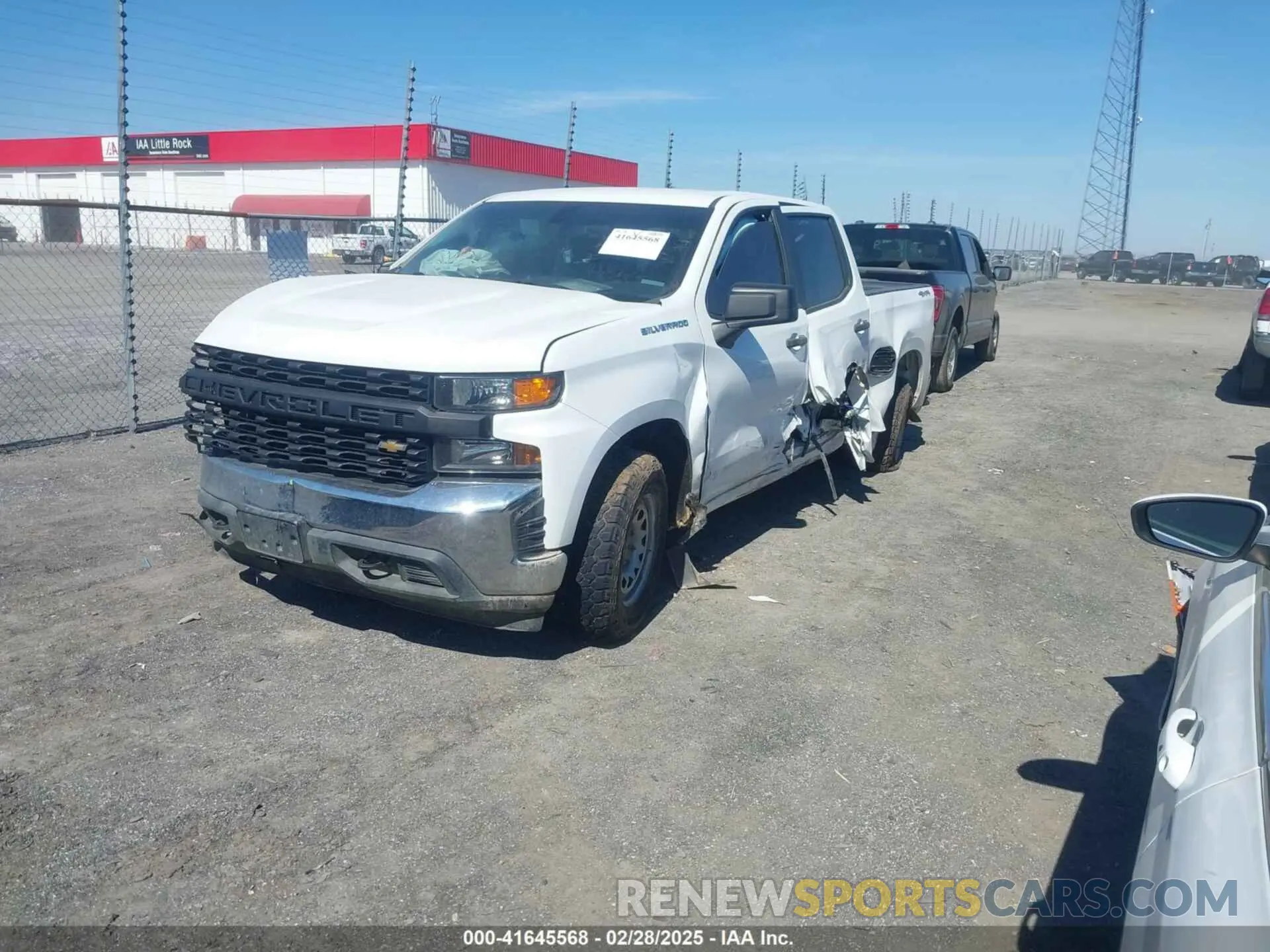 2 Photograph of a damaged car 3GCUYAEF7LG201472 CHEVROLET SILVERADO 1500 2020