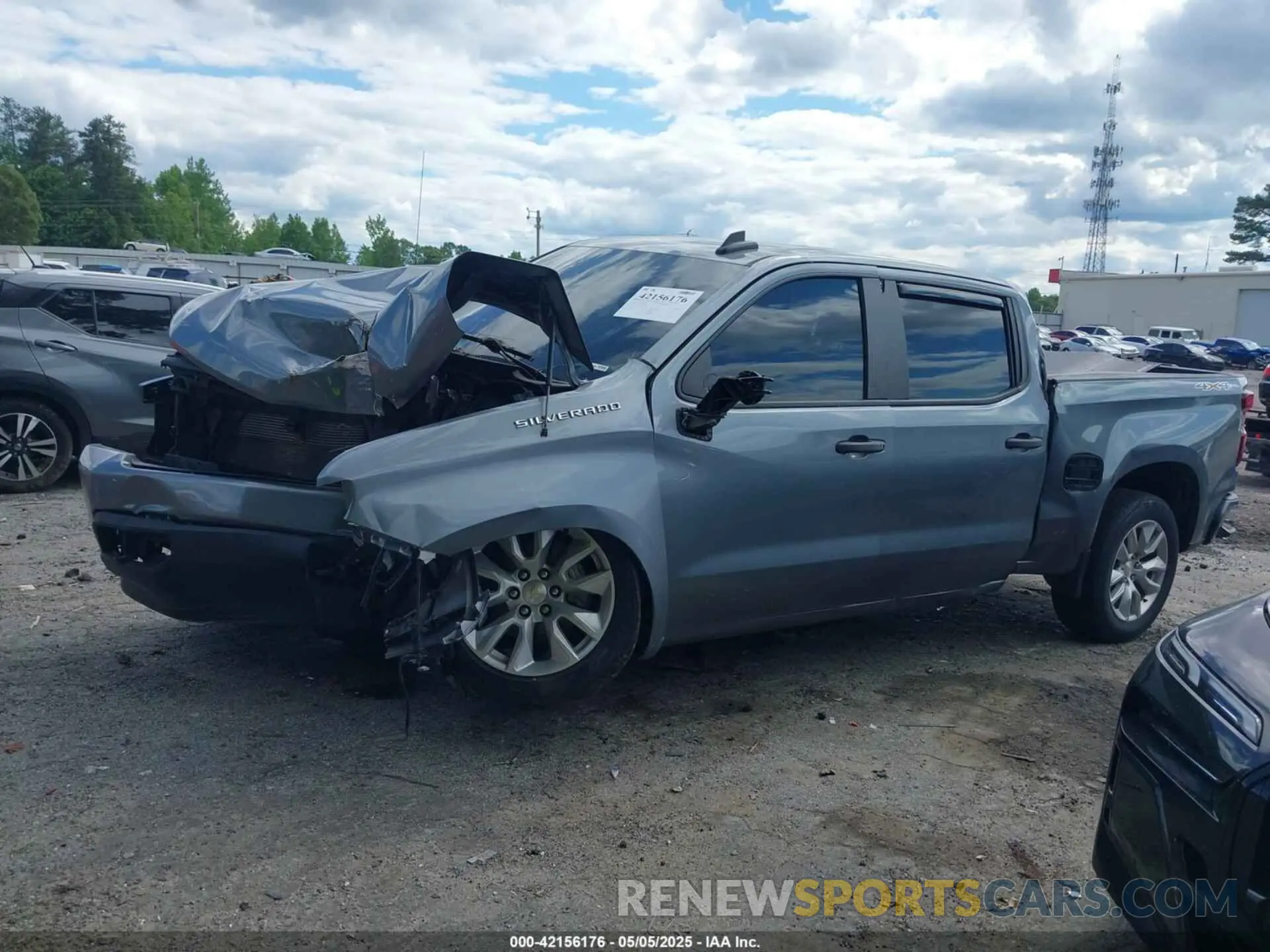 14 Photograph of a damaged car 3GCUYBEF1LG354807 CHEVROLET SILVERADO 1500 2020