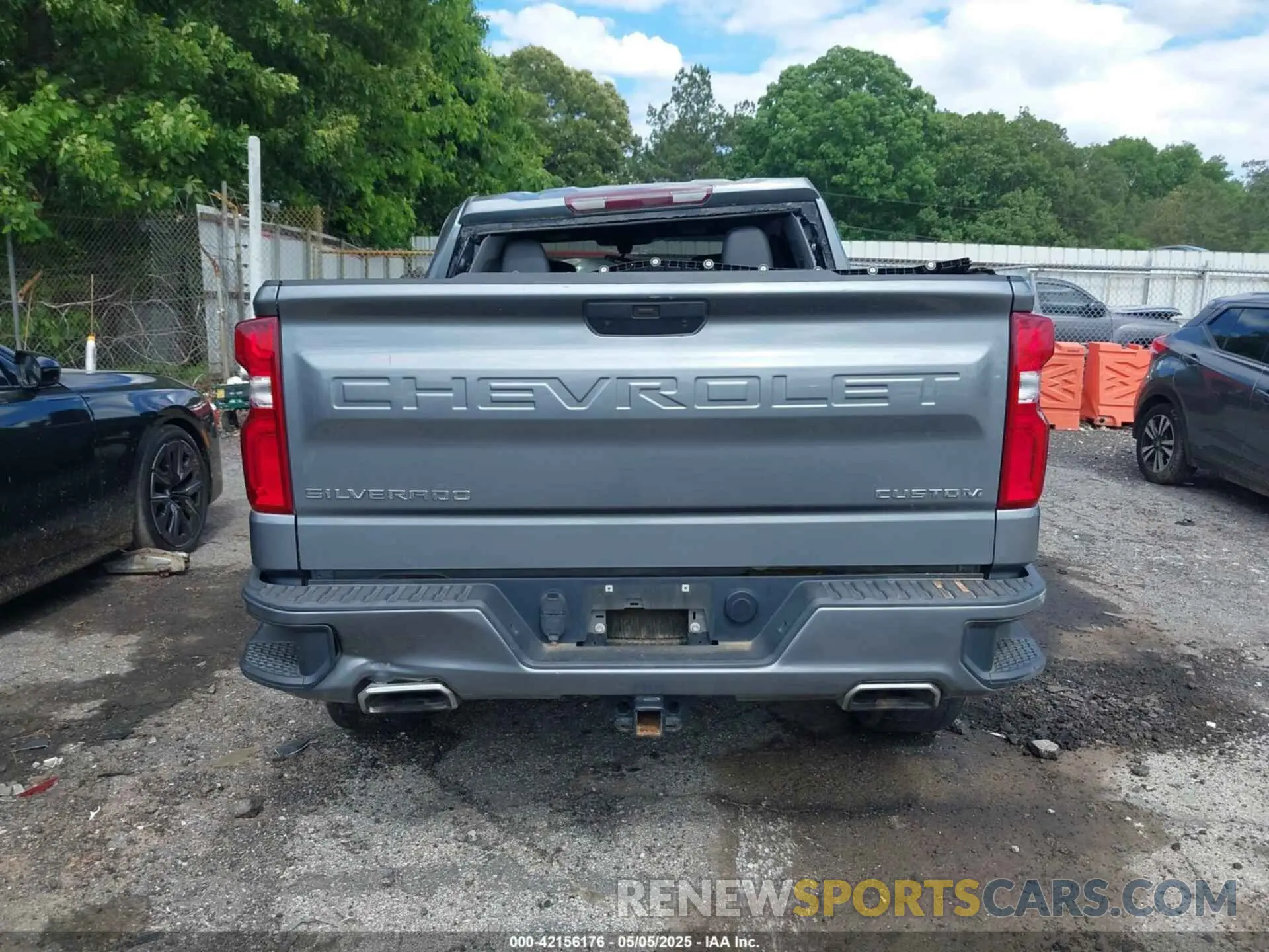 16 Photograph of a damaged car 3GCUYBEF1LG354807 CHEVROLET SILVERADO 1500 2020