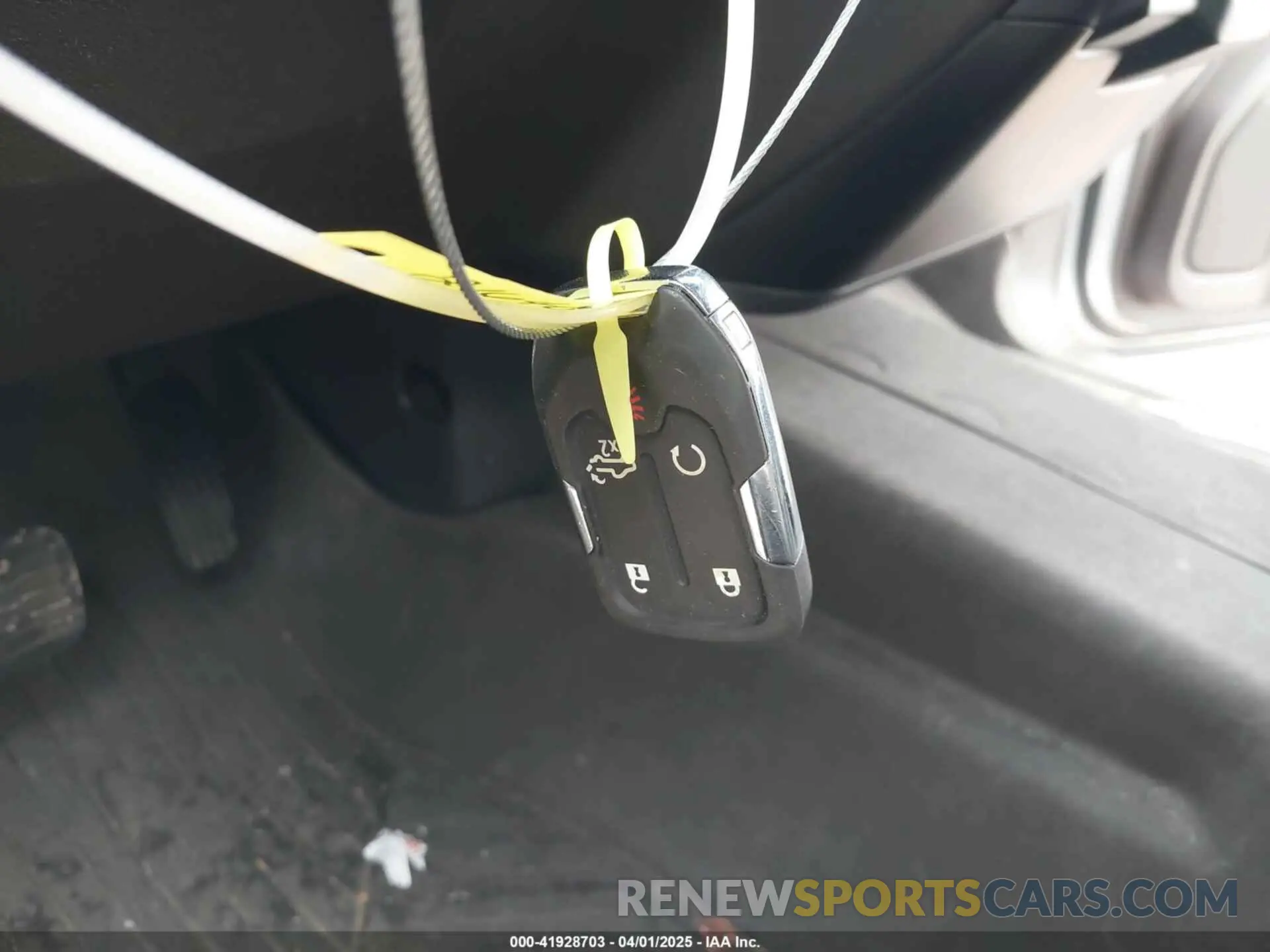 11 Photograph of a damaged car 3GCUYDED1LG407970 CHEVROLET SILVERADO 1500 2020