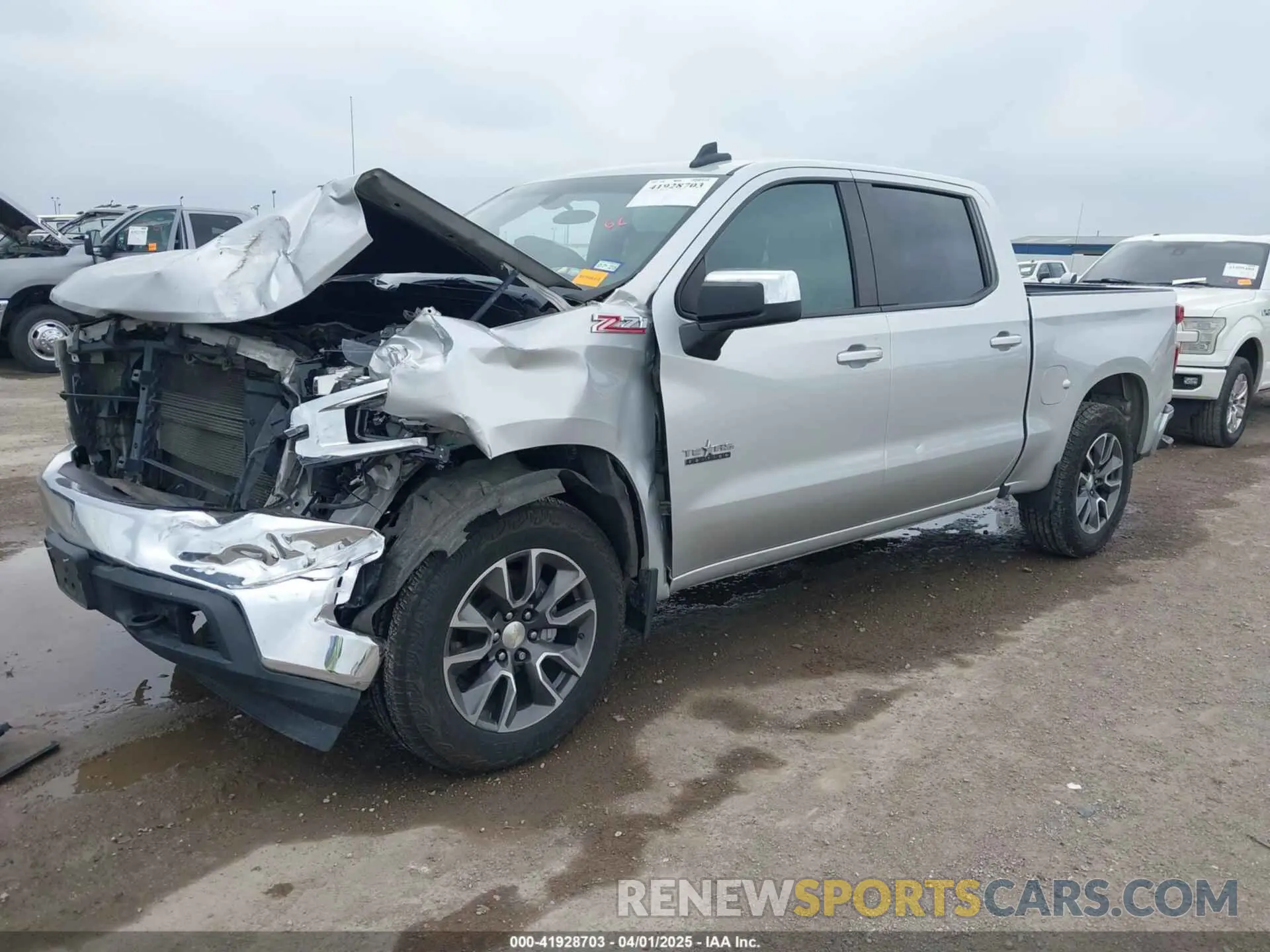 2 Photograph of a damaged car 3GCUYDED1LG407970 CHEVROLET SILVERADO 1500 2020