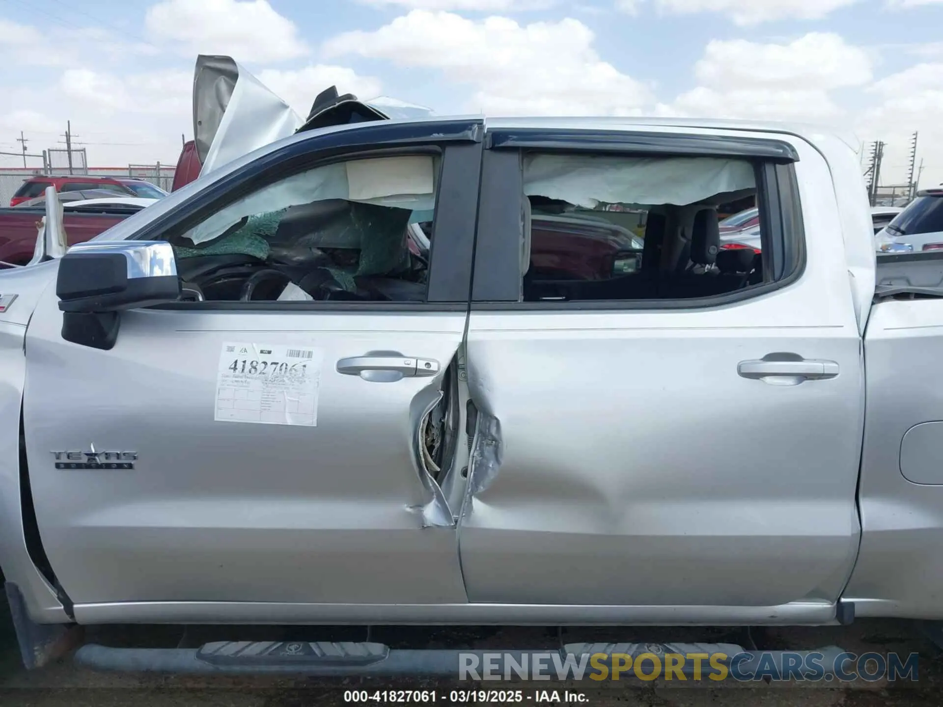 13 Photograph of a damaged car 3GCUYDED1LG426910 CHEVROLET SILVERADO 1500 2020