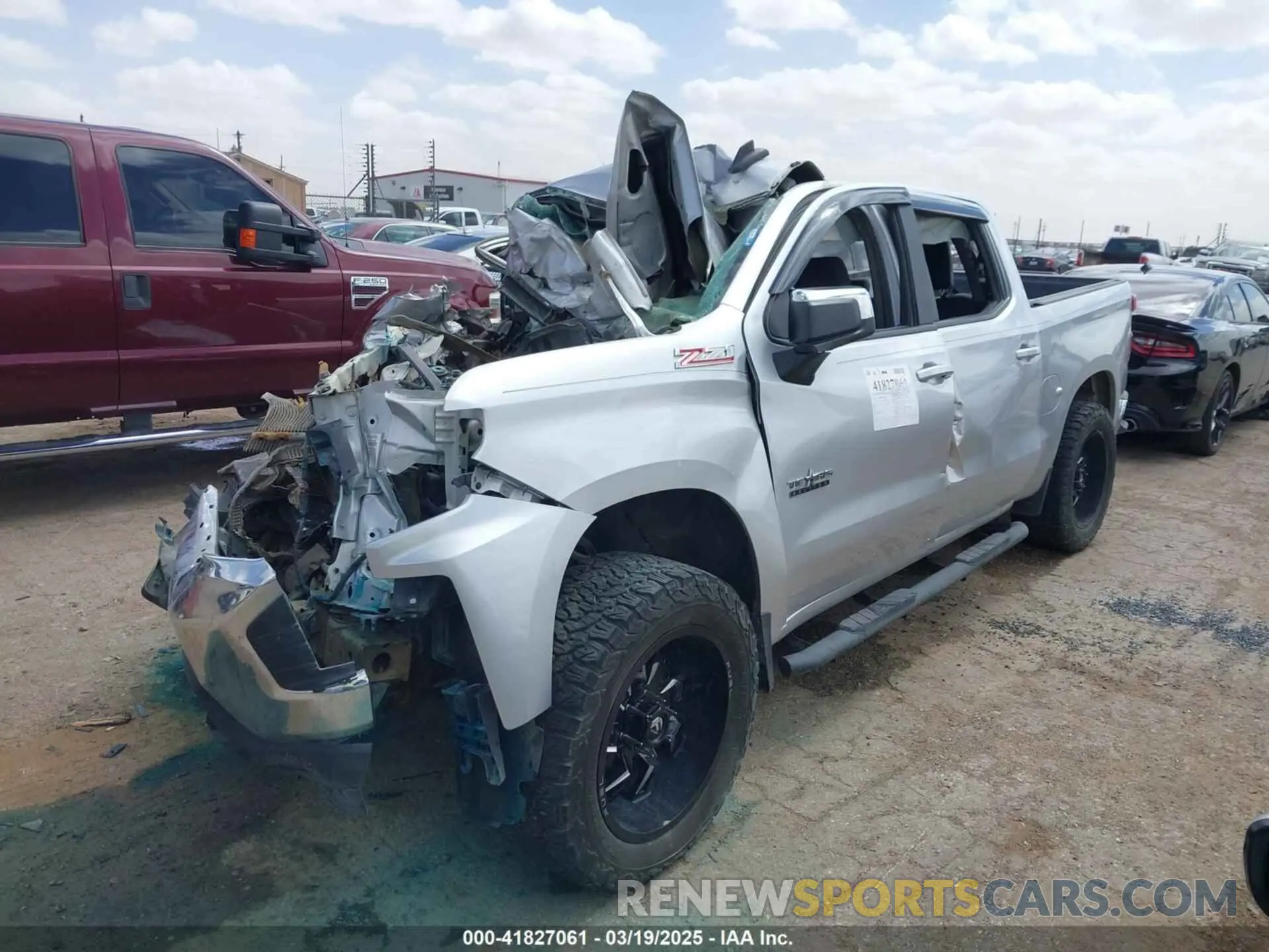 2 Photograph of a damaged car 3GCUYDED1LG426910 CHEVROLET SILVERADO 1500 2020